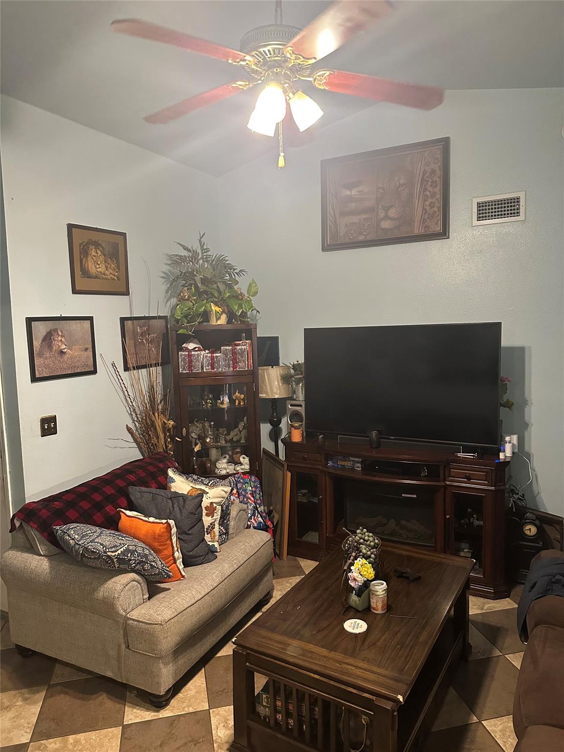 7007 Colony Loop Dr, Austin, TX 78724