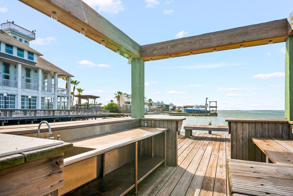 2100 E 361 Highway, Aransas Pass, TX 78336