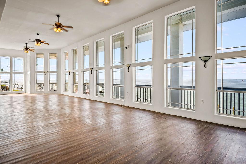 2100 E 361 Highway, Aransas Pass, TX 78336