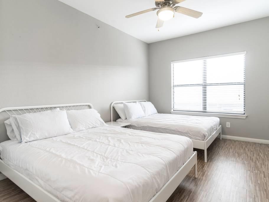 2502 Leon St # 214, Austin, TX 78705