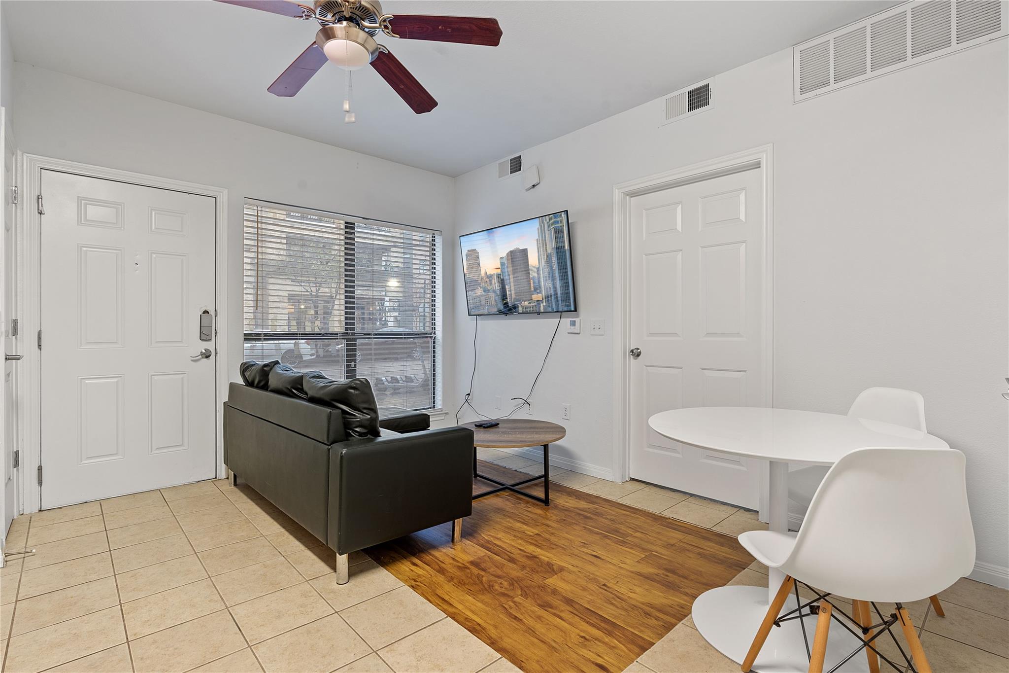 2515 Pearl # 102, Austin, TX 78705