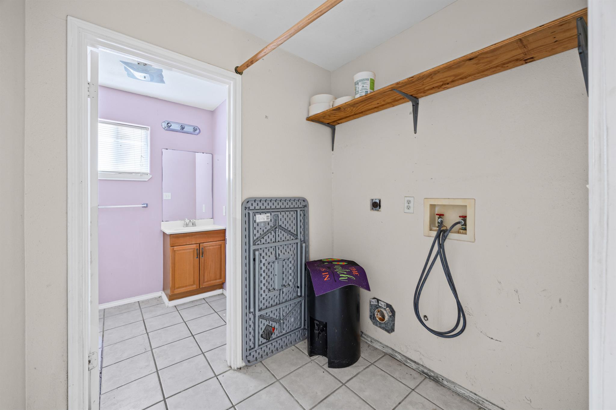 908 Vargas Rd, Austin, TX 78741