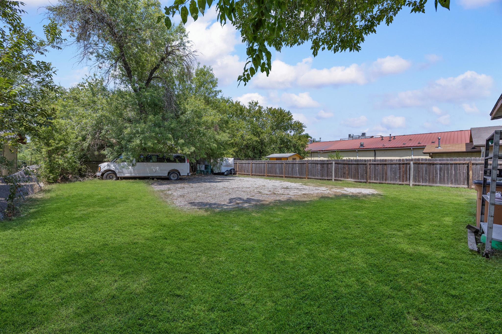 908 Vargas Rd, Austin, TX 78741