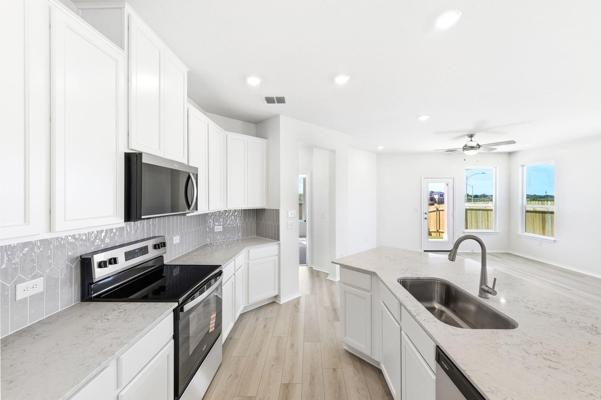 13305 Riversdale Rd, Del Valle, TX 78617