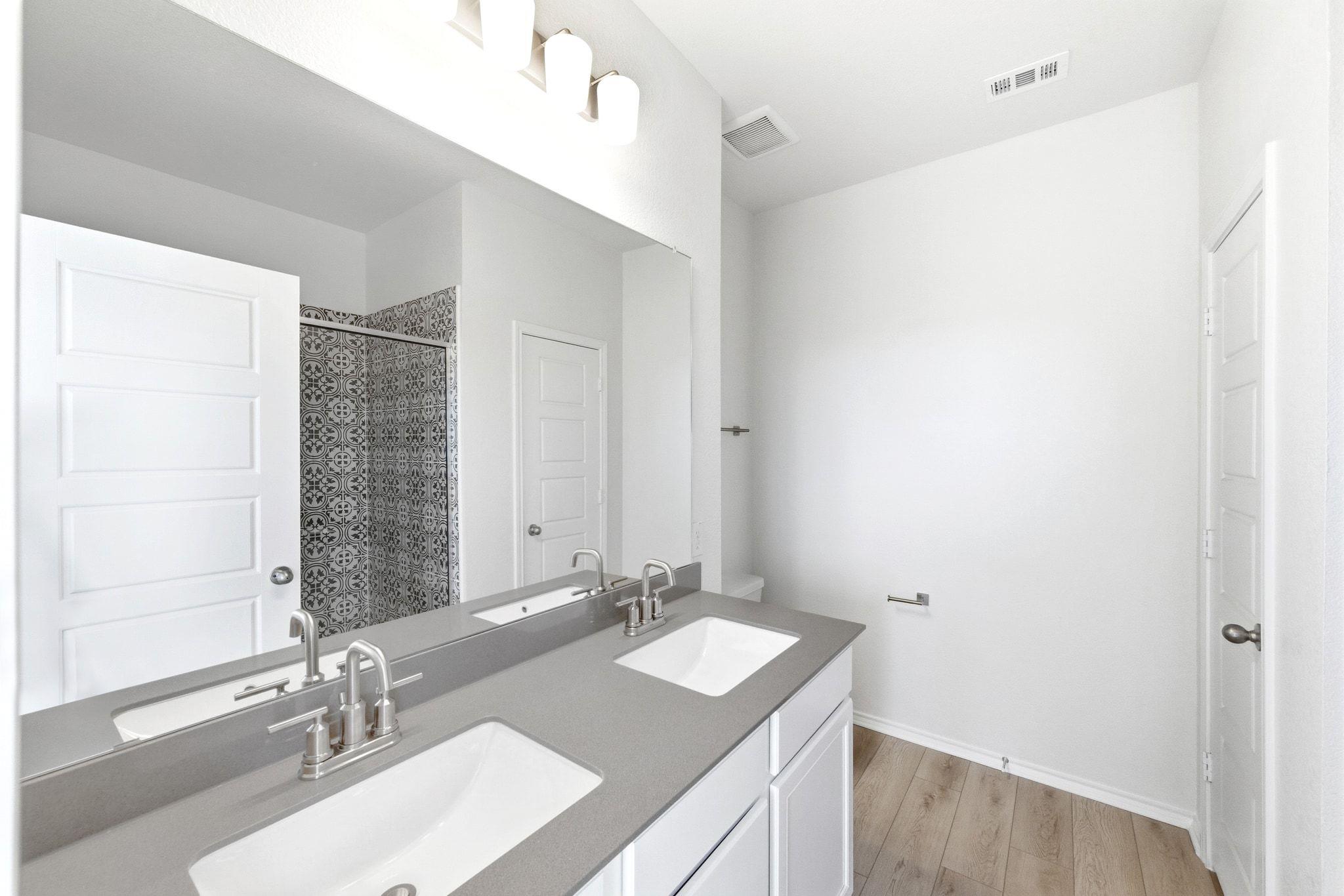 13305 Riversdale Rd, Del Valle, TX 78617