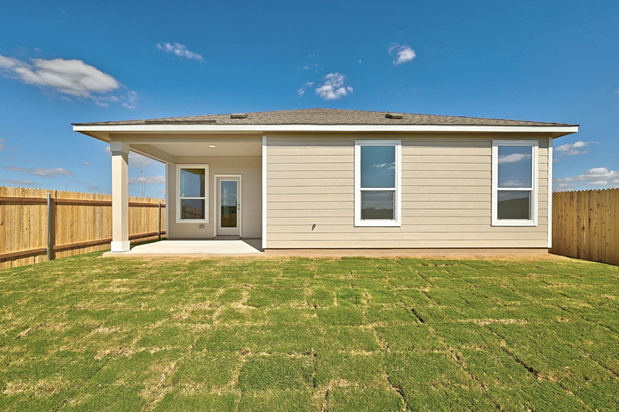 13305 Riversdale Rd, Del Valle, TX 78617