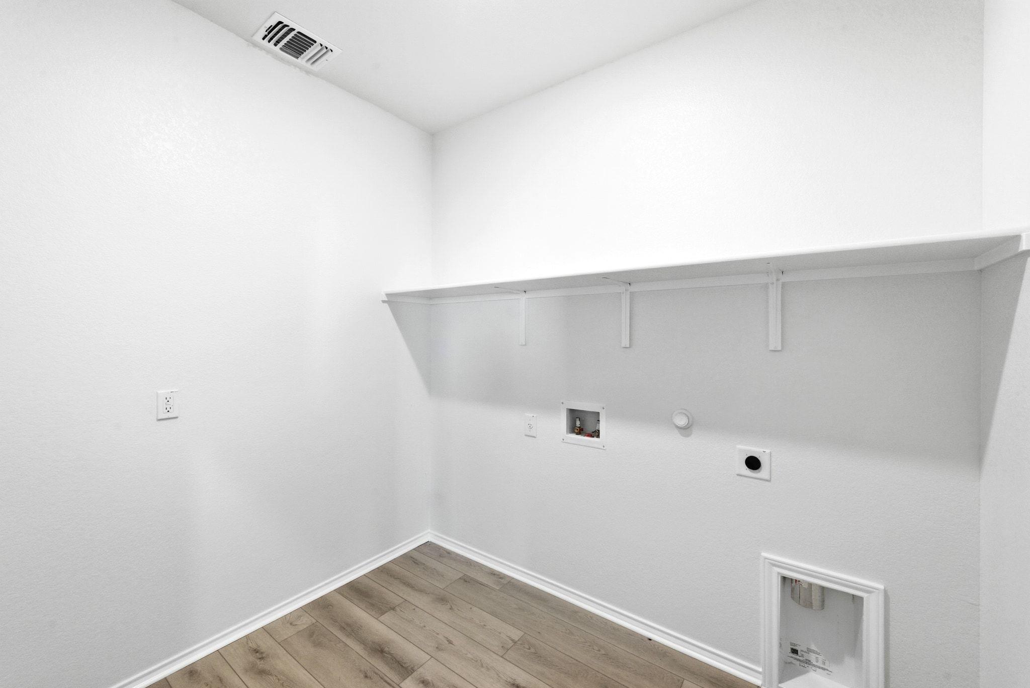 13305 Riversdale Rd, Del Valle, TX 78617