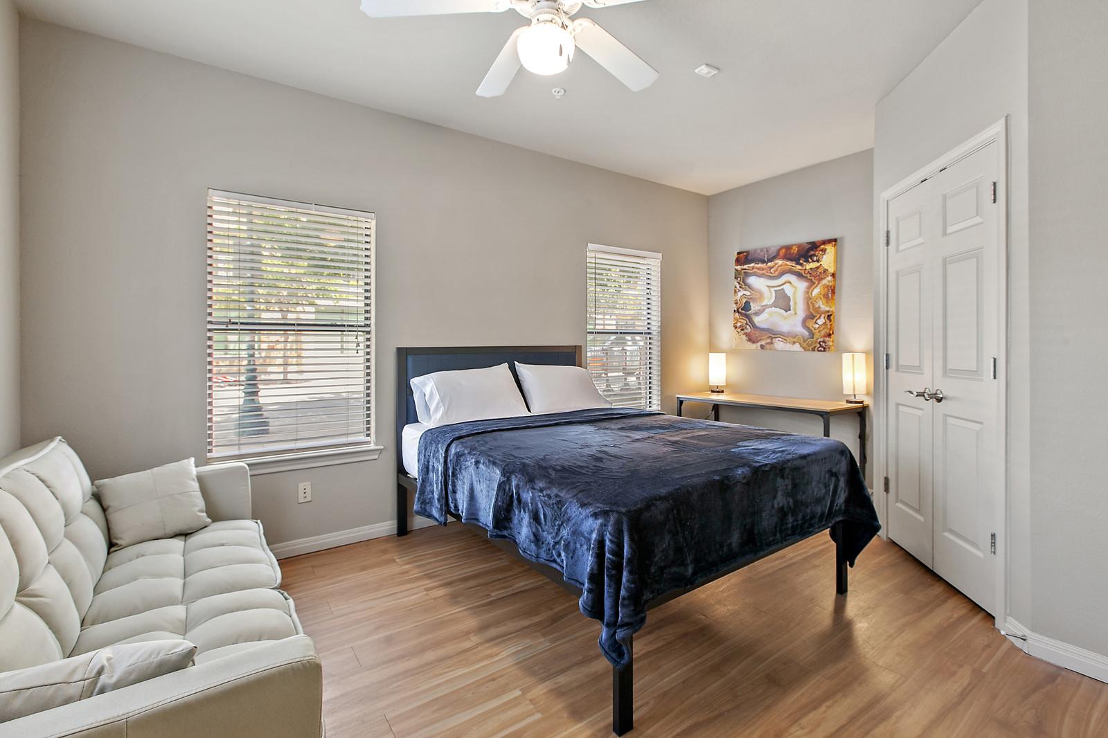 2515 Pearl # 106, Austin, TX 78705