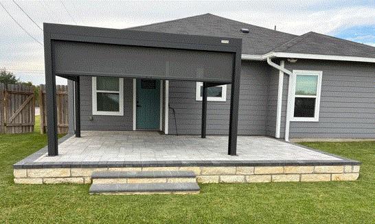 954 E Salty St, Thorndale, TX 76577