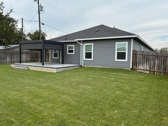 954 E Salty St, Thorndale, TX 76577