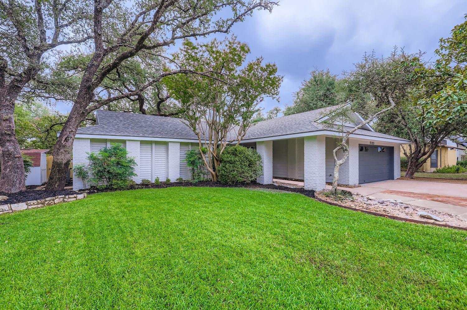 11703 Oak Knoll Dr, Austin, TX 78759