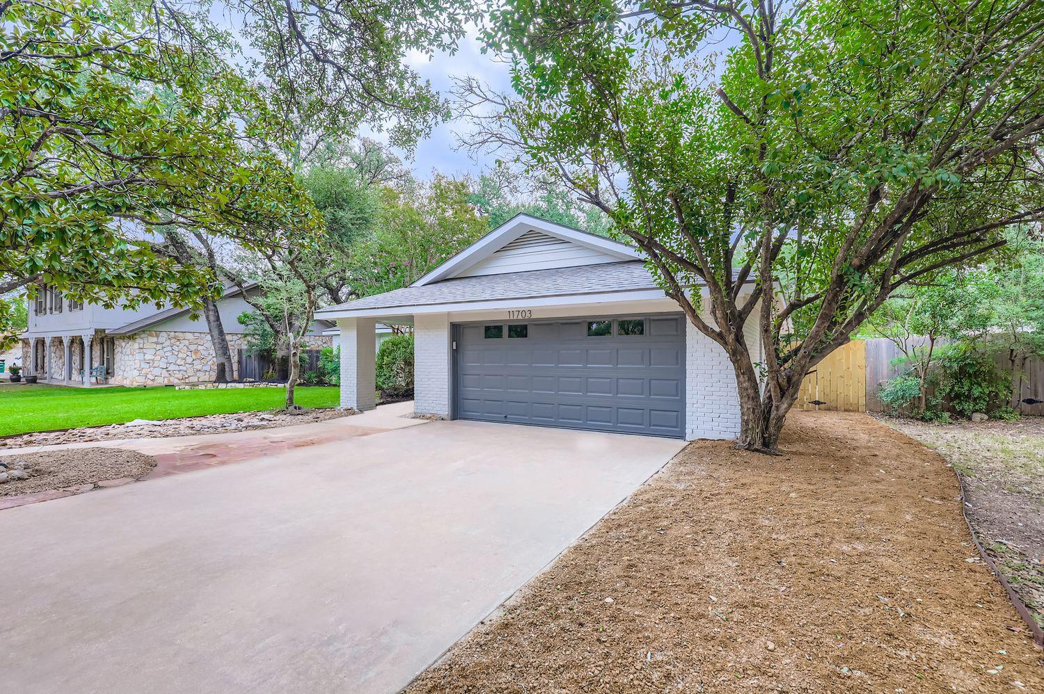 11703 Oak Knoll Dr, Austin, TX 78759