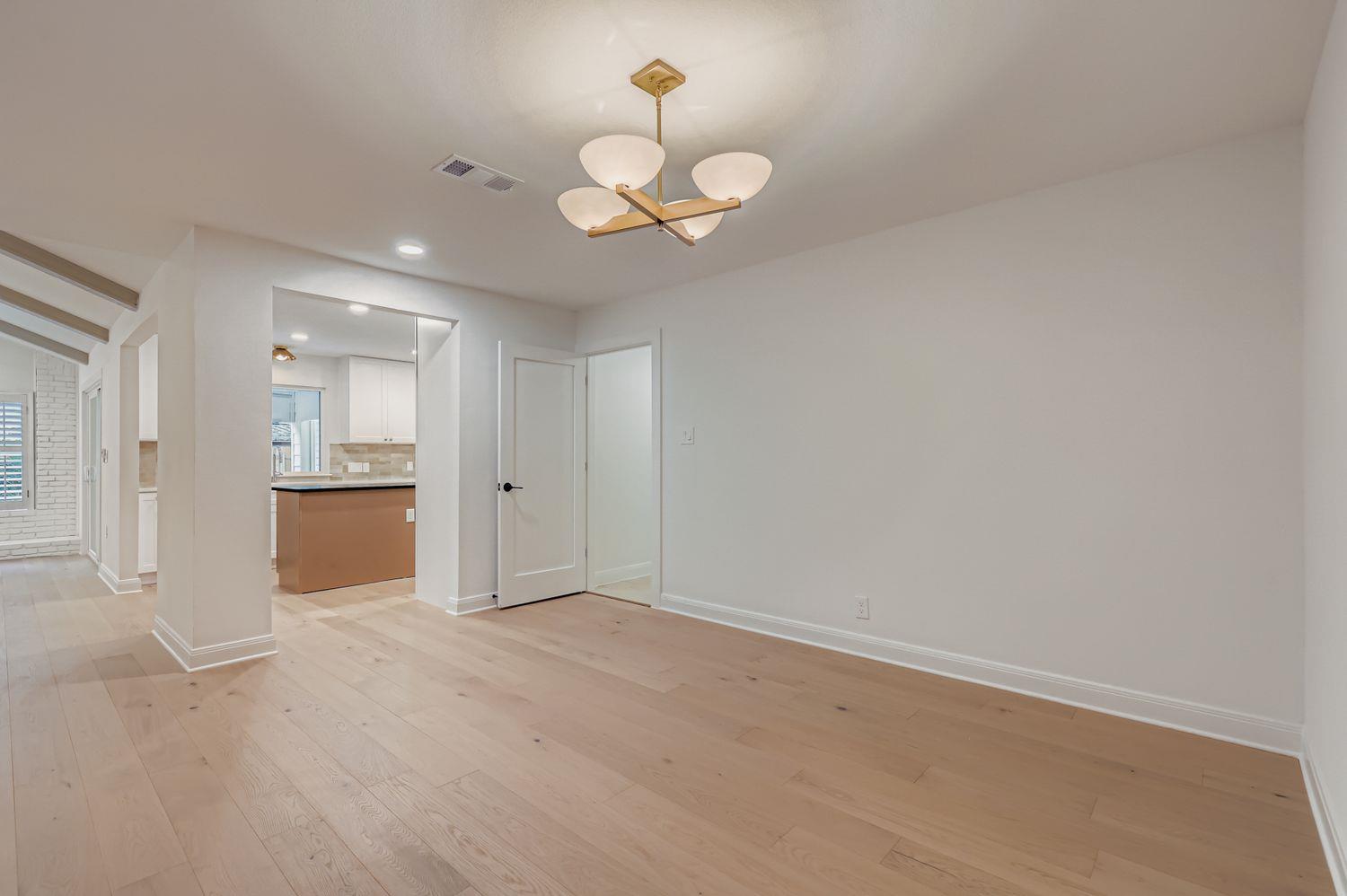 11703 Oak Knoll Dr, Austin, TX 78759