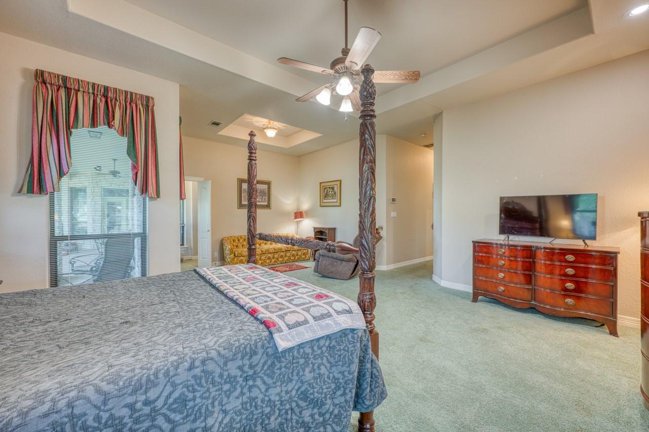 331 Olympia Fields St, Meadowlakes, TX 78654