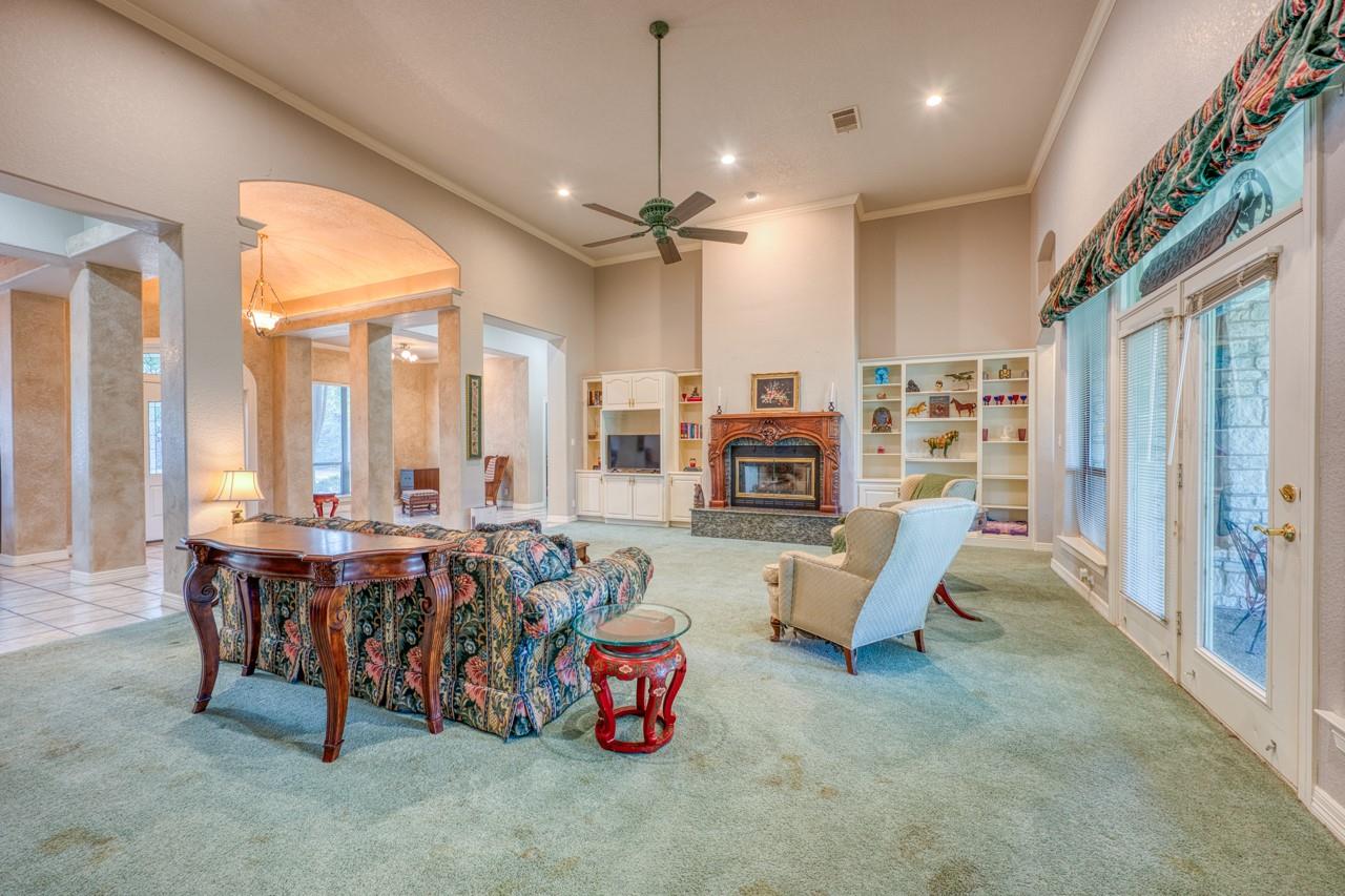 331 Olympia Fields St, Meadowlakes, TX 78654