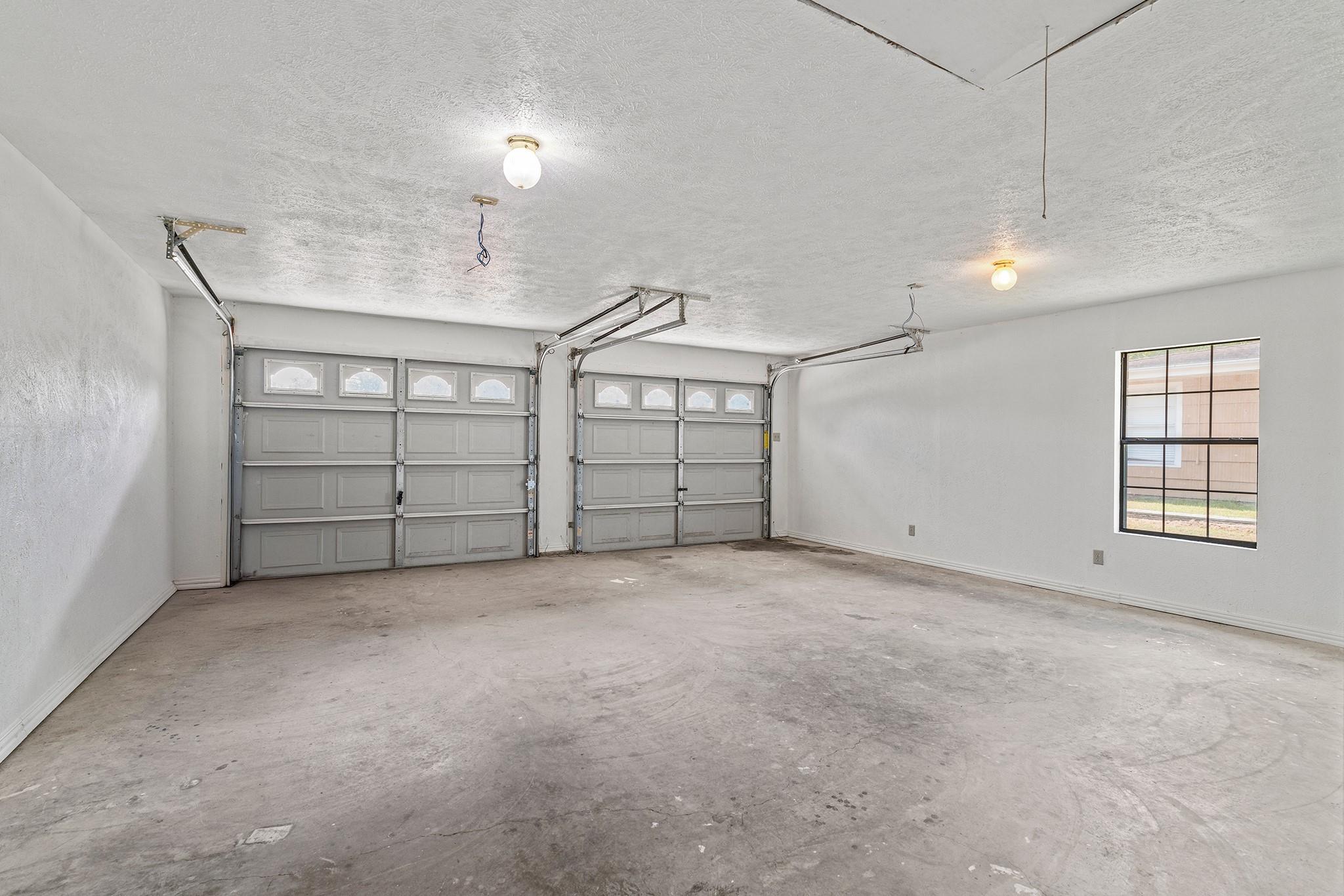 1904 Murray Ave, Rockdale, TX 76567