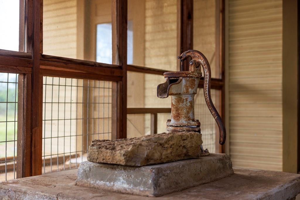 3736-6 County Rd 113 Rd, Llano, TX 78643