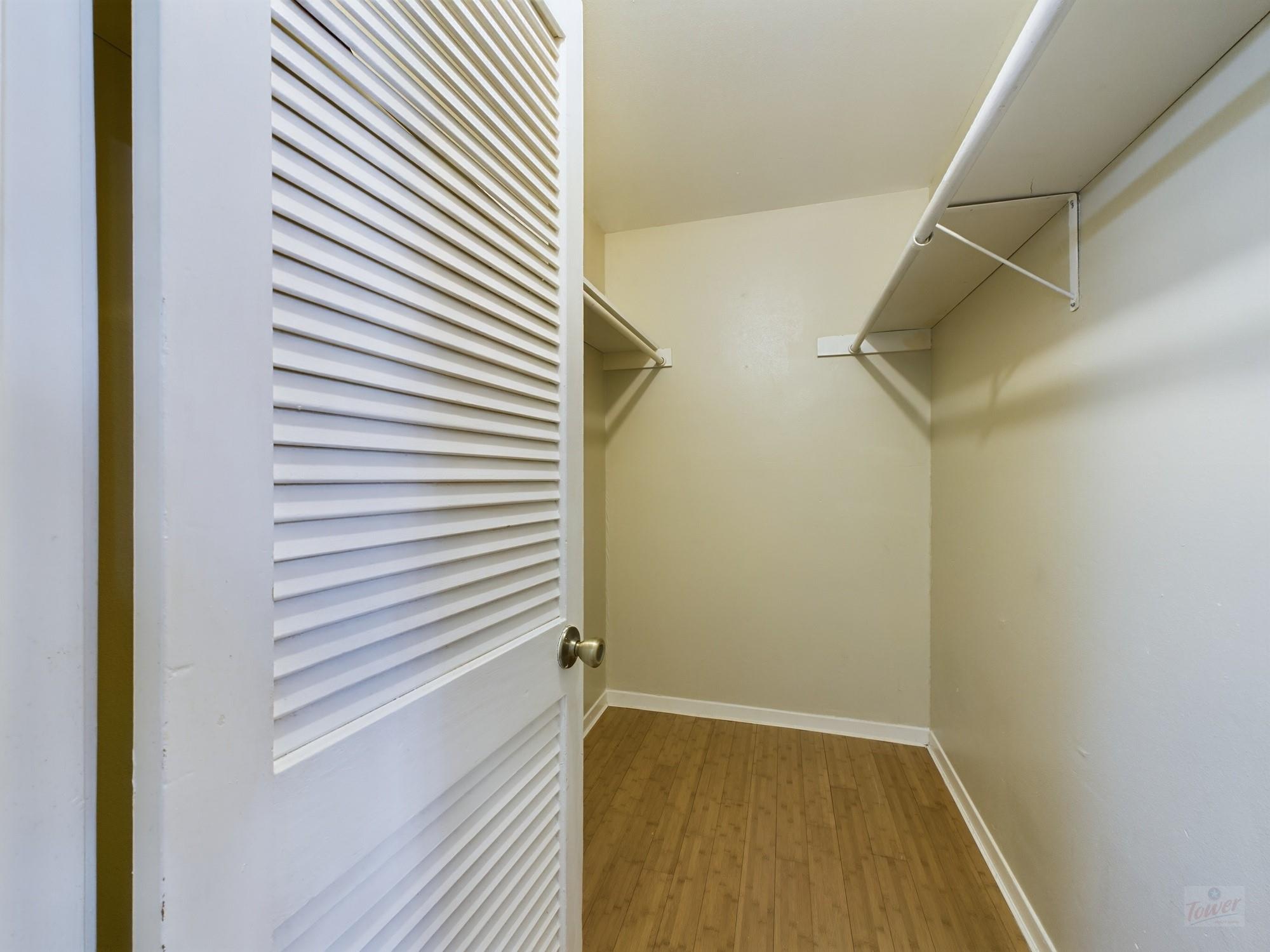 1000 W 26th St # 210, Austin, TX 78705