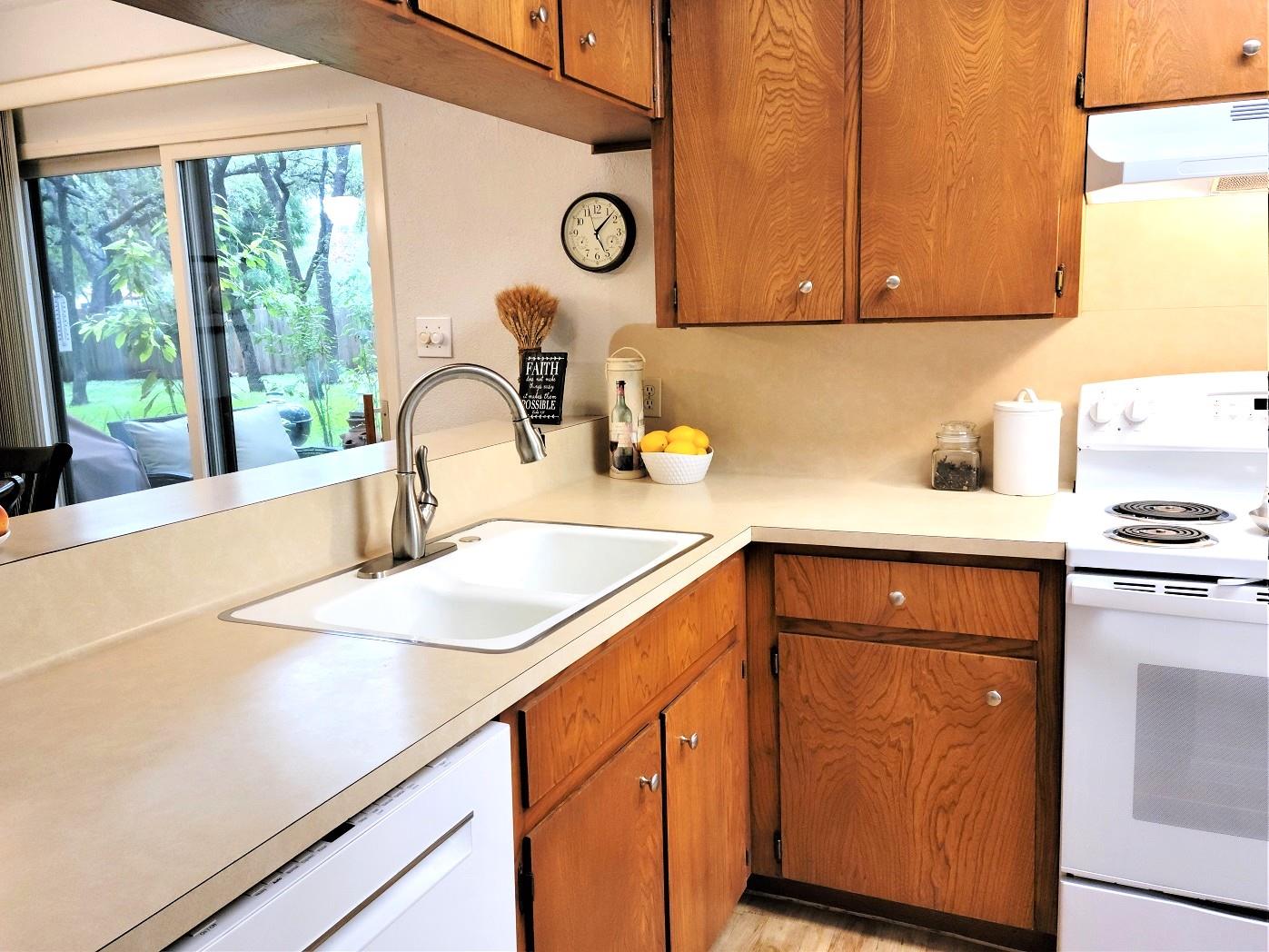 6904 Argonne Forest Cv # A, Austin, TX 78759