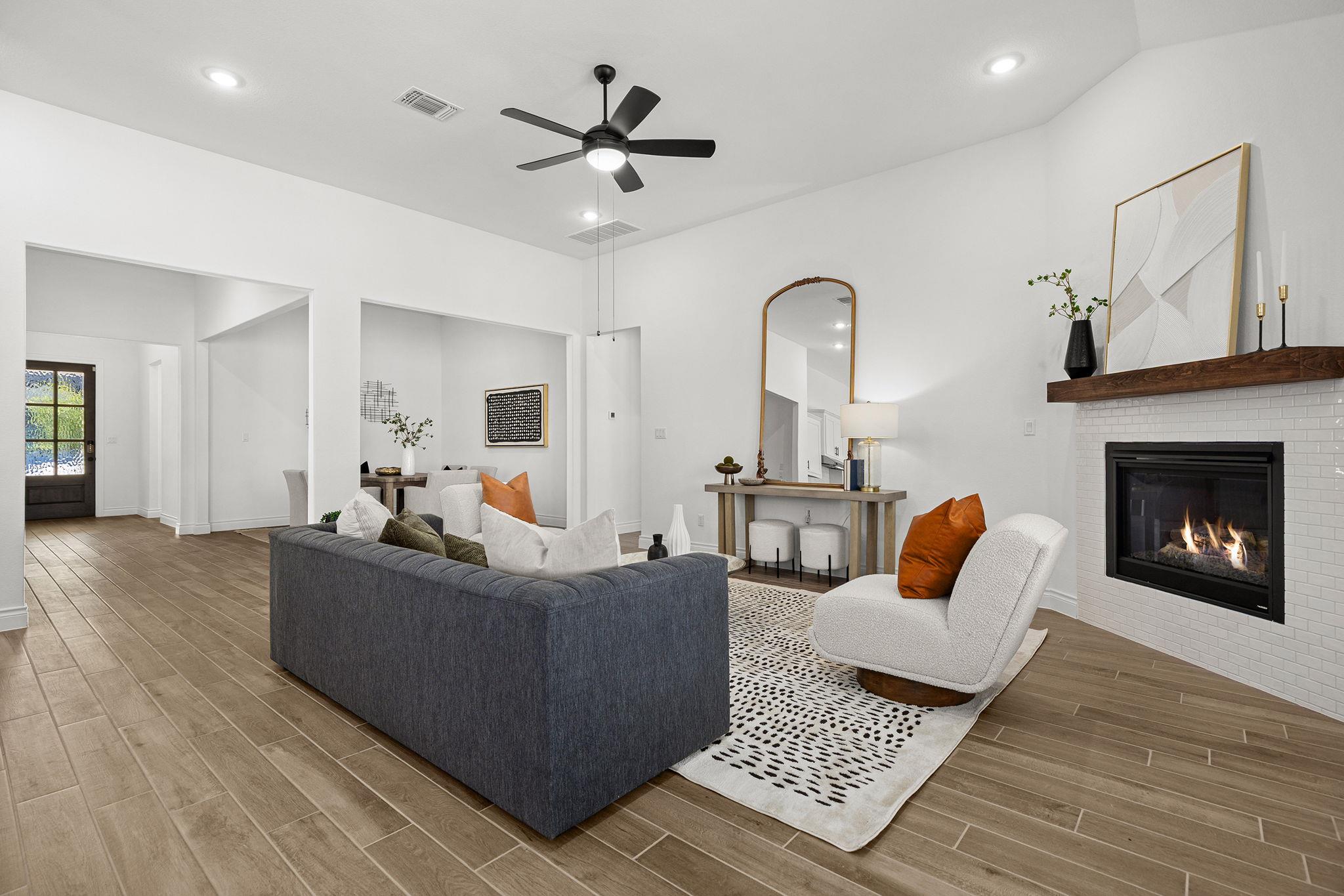 1301 White Daisy Ln, Georgetown, TX 78628