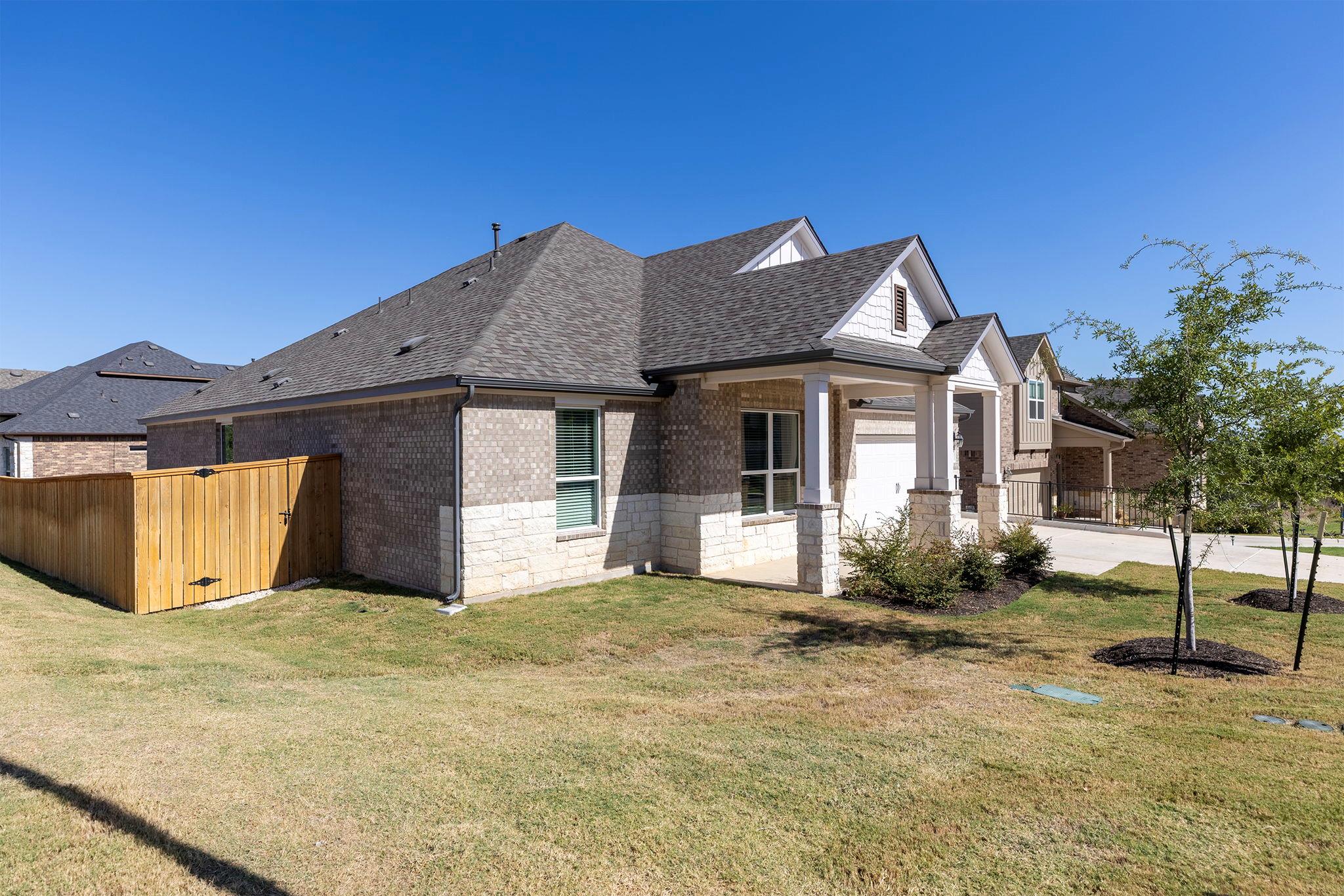 1301 White Daisy Ln, Georgetown, TX 78628