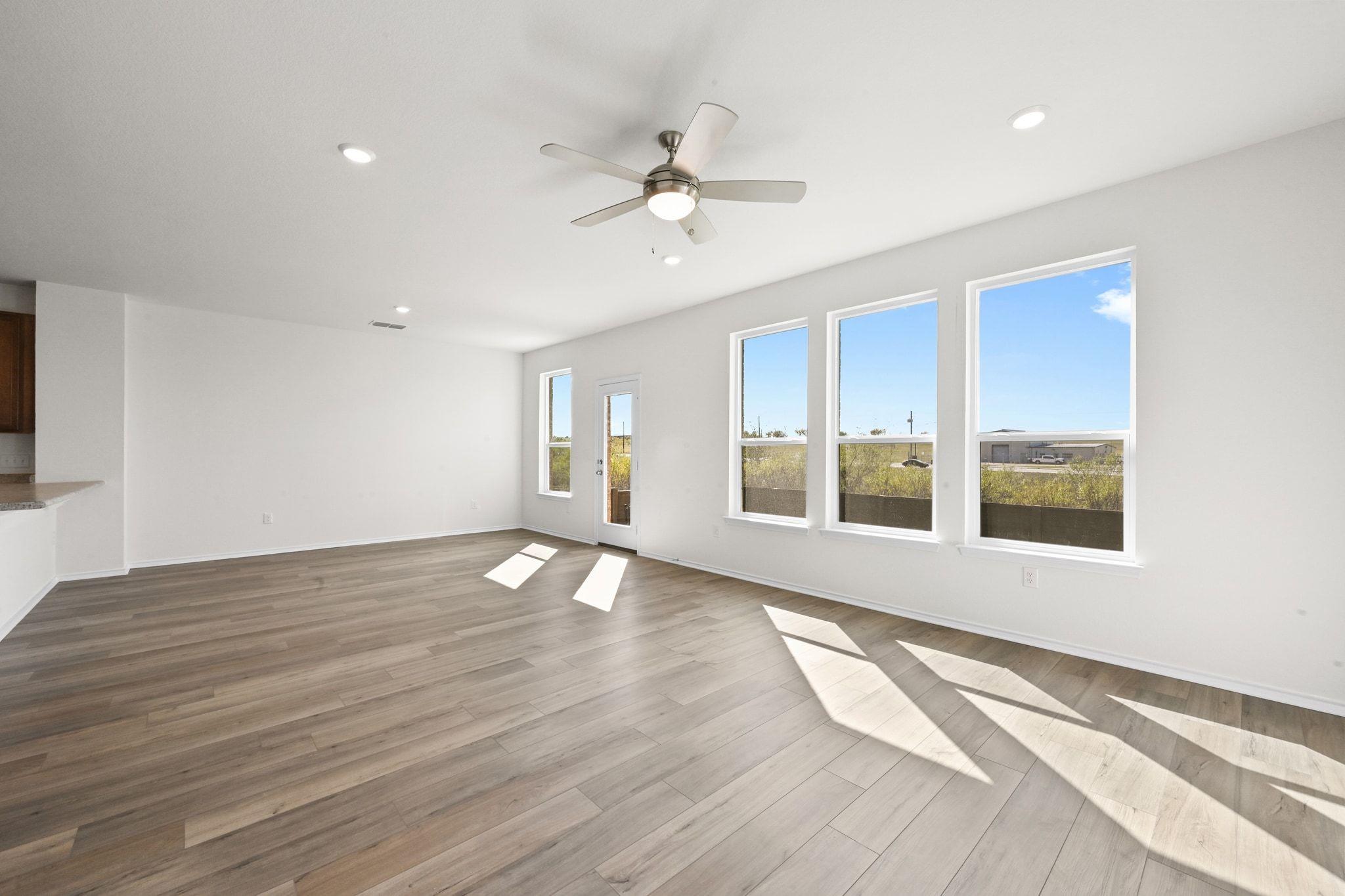 13333 Kincane Dr, Del Valle, TX 78617