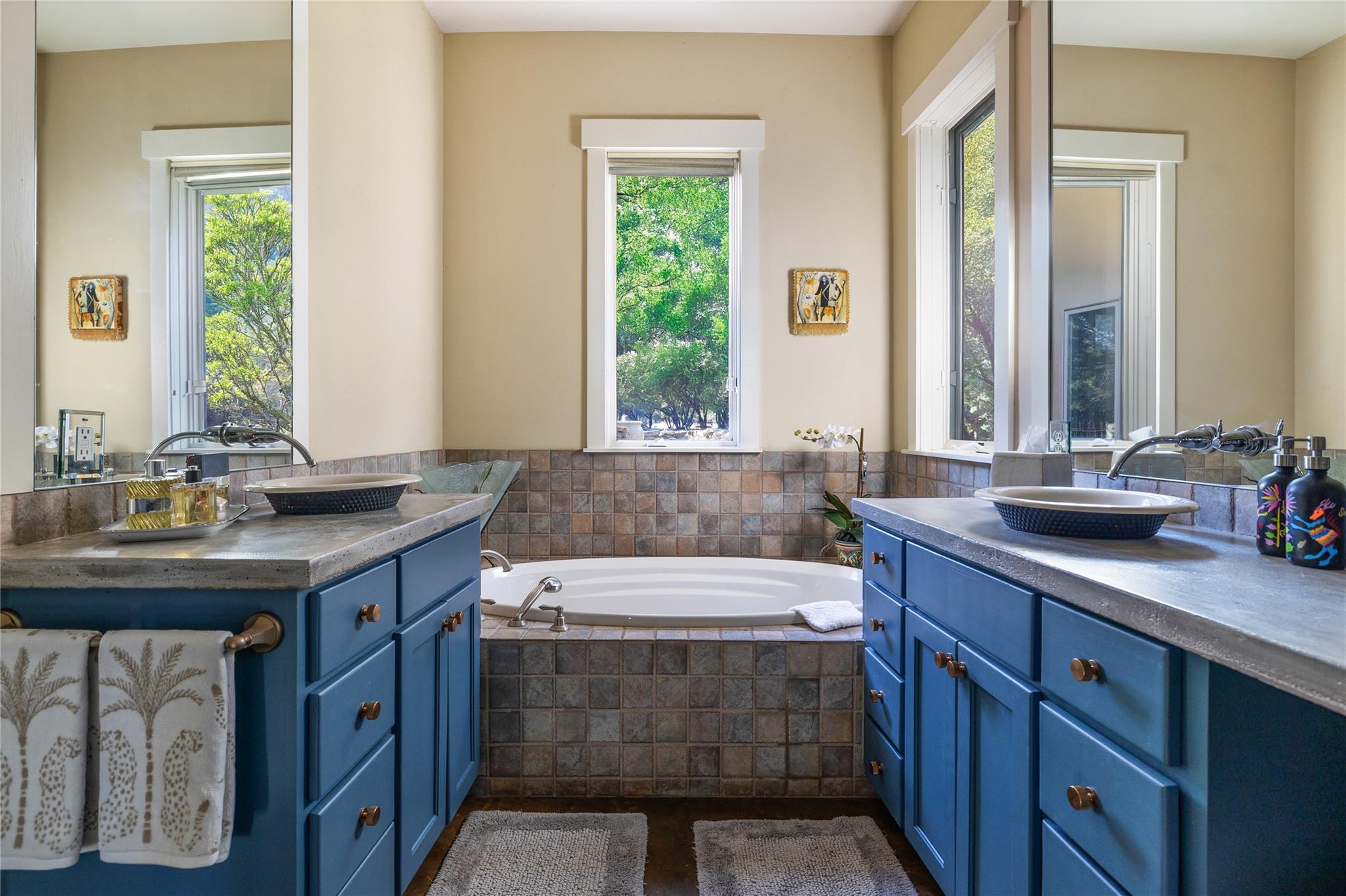 5818 Ranch Road 165, Blanco, TX 78606