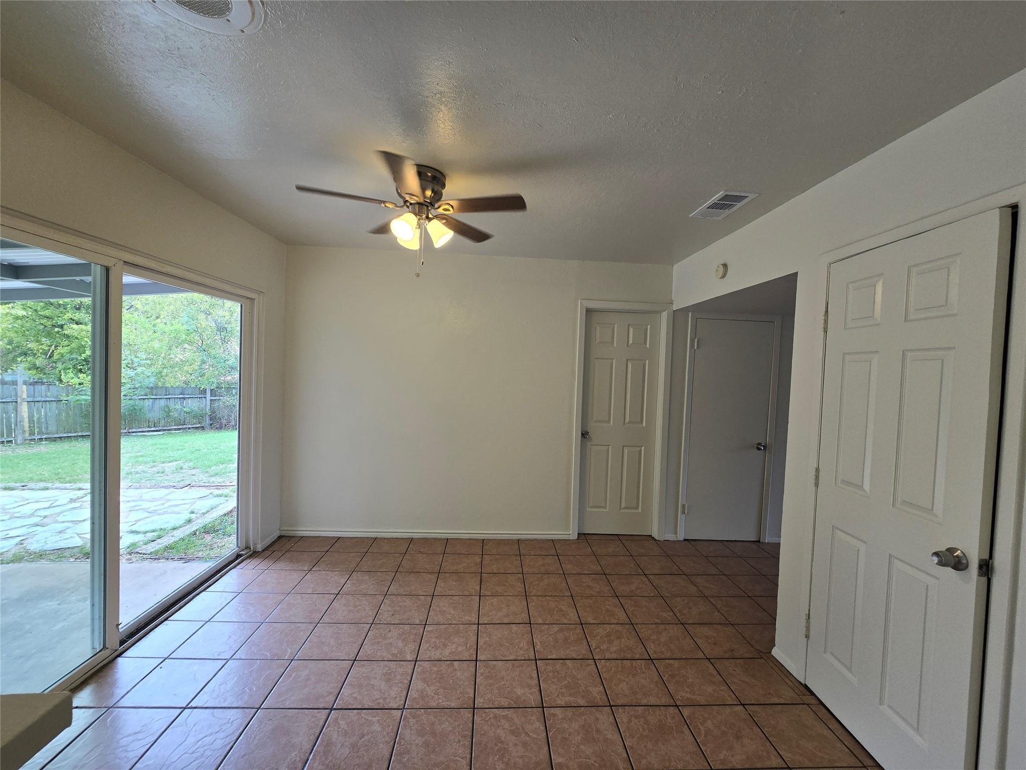 1109 Village Green Dr, Austin, TX 78753