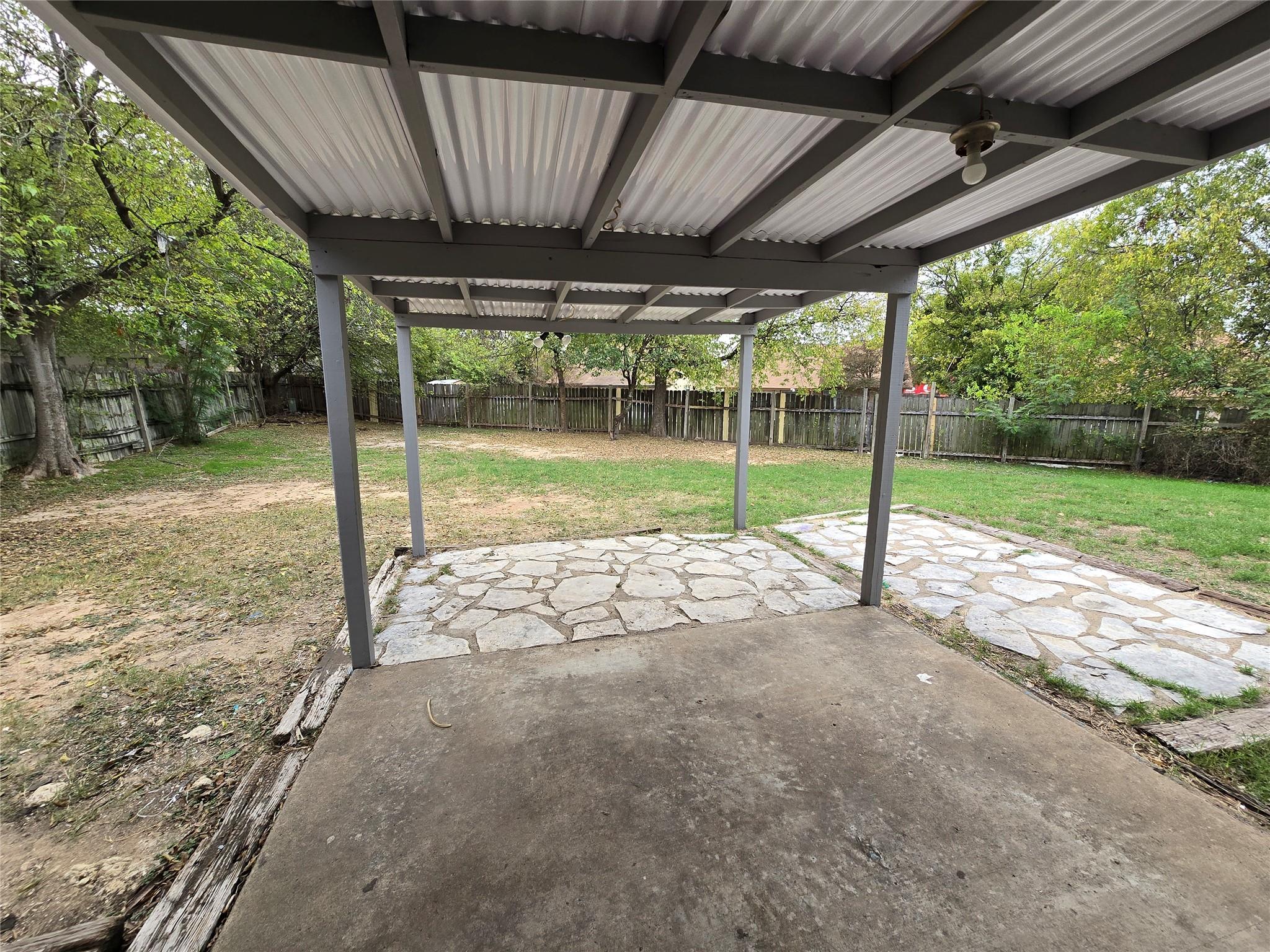 1109 Village Green Dr, Austin, TX 78753