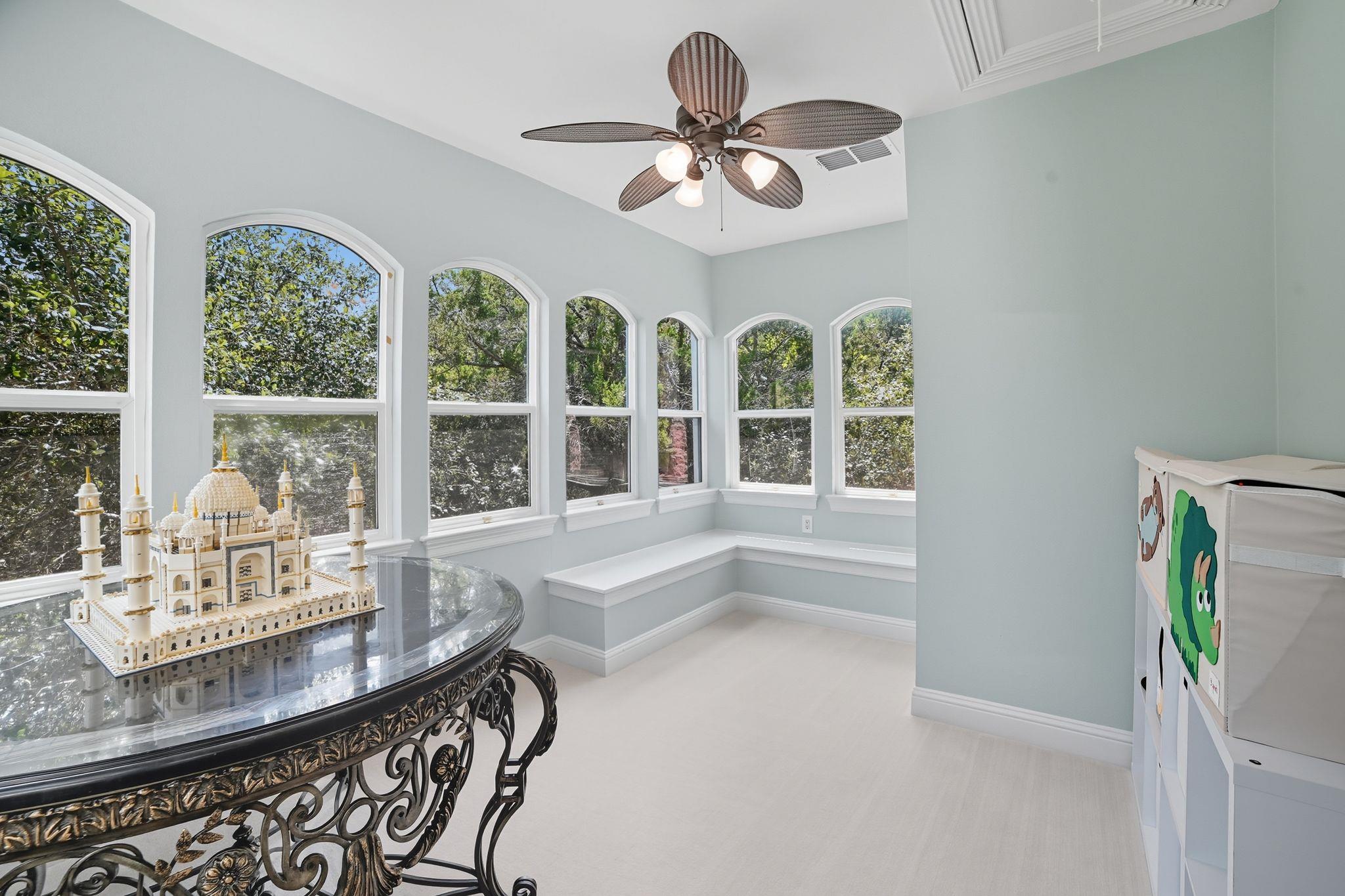 500 Konstanty Cir, West Lake Hills, TX 78746