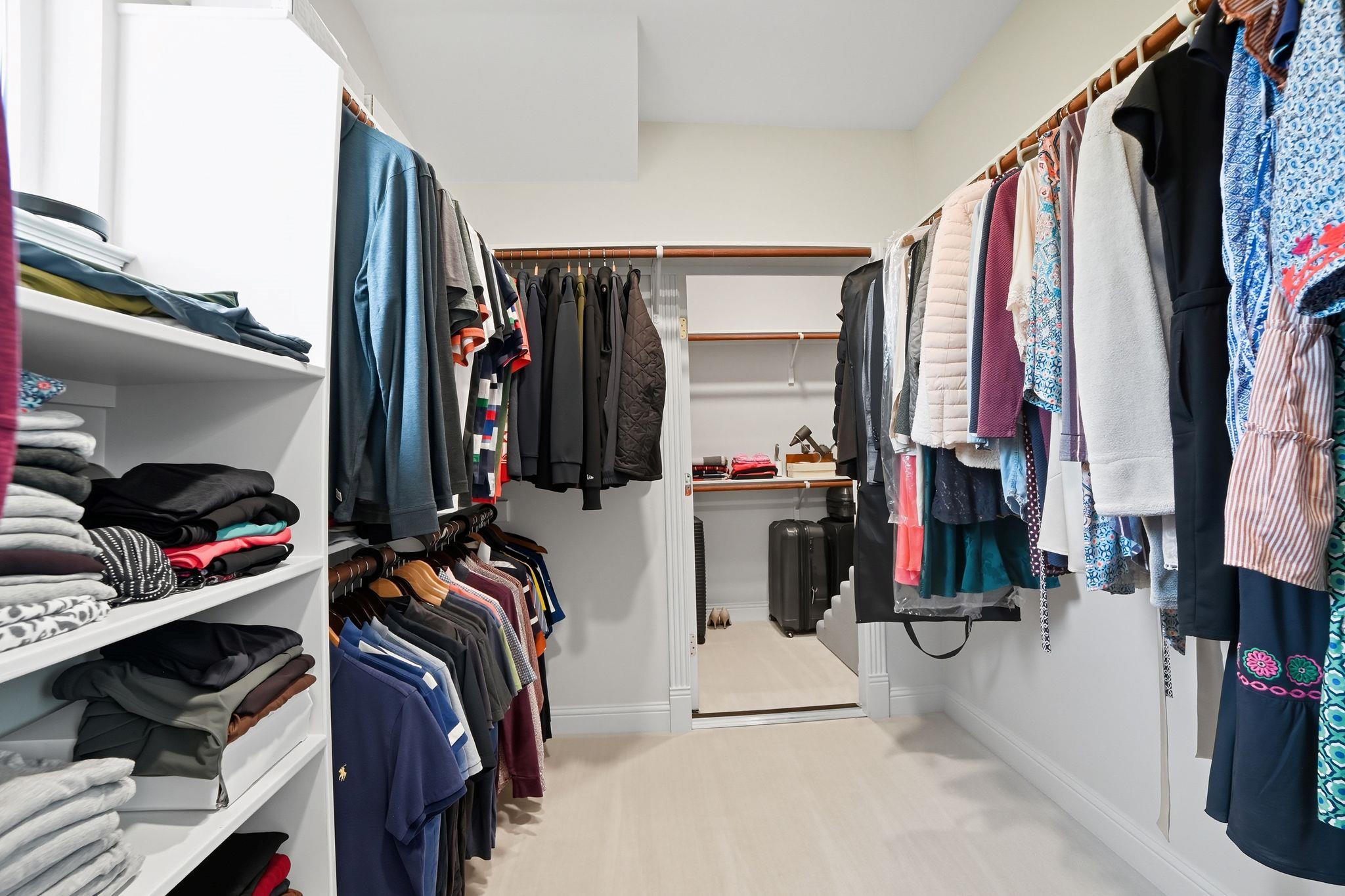 500 Konstanty Cir, West Lake Hills, TX 78746