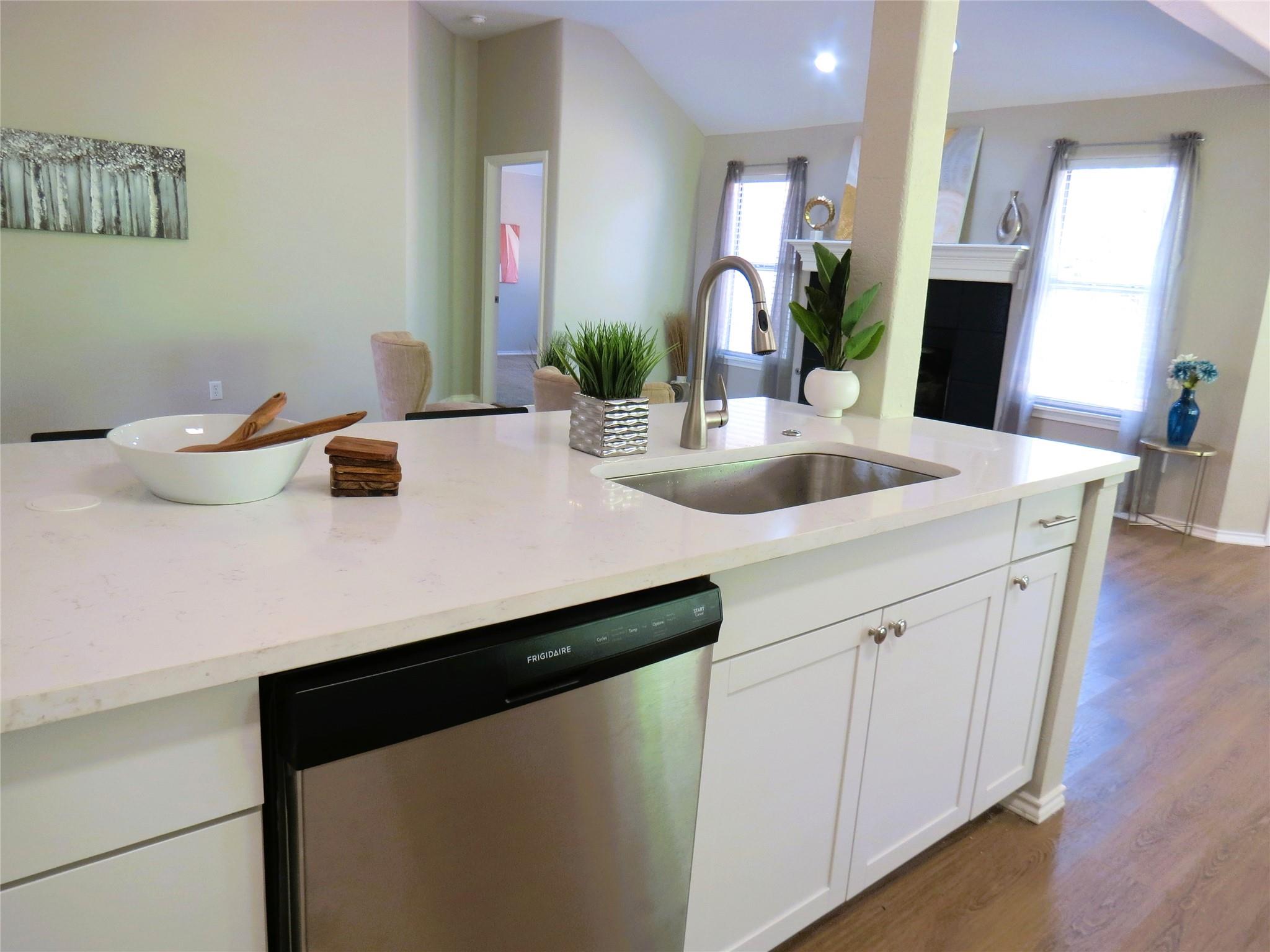 1610 Ramona Cir, San Marcos, TX 78666