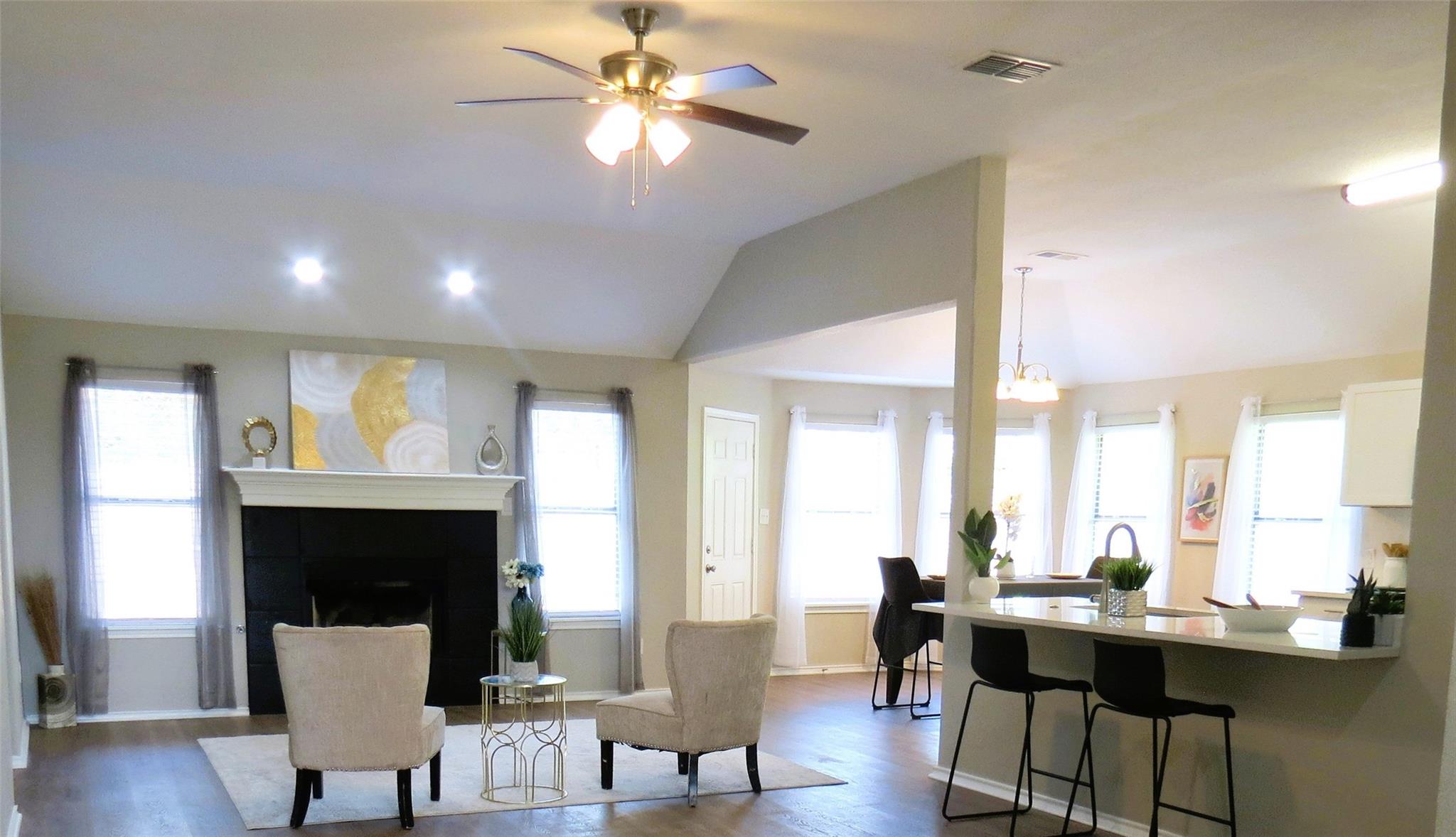 1610 Ramona Cir, San Marcos, TX 78666