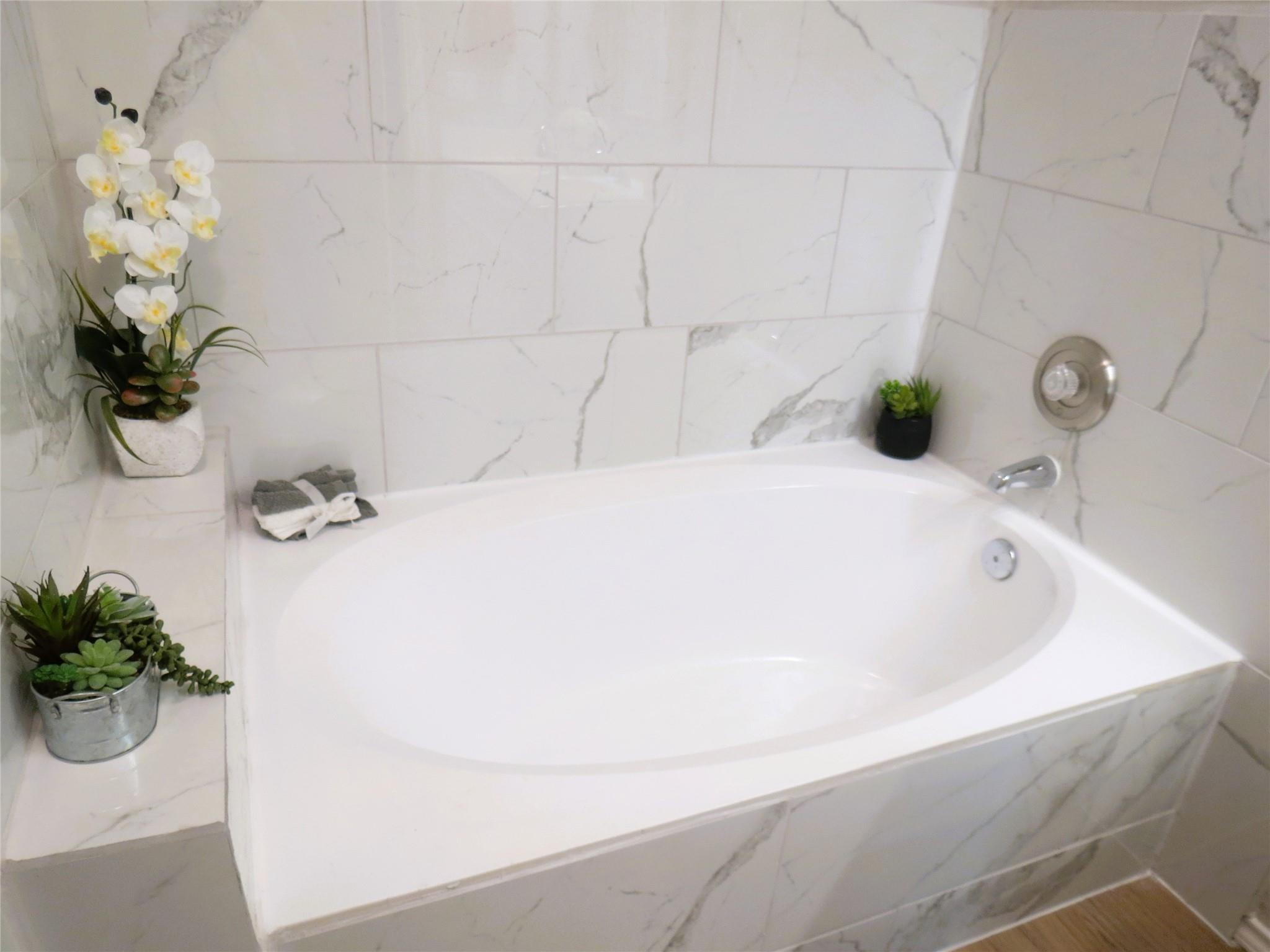 1610 Ramona Cir, San Marcos, TX 78666