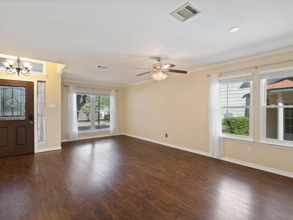 14761 Montoro Dr, Austin, TX 78728