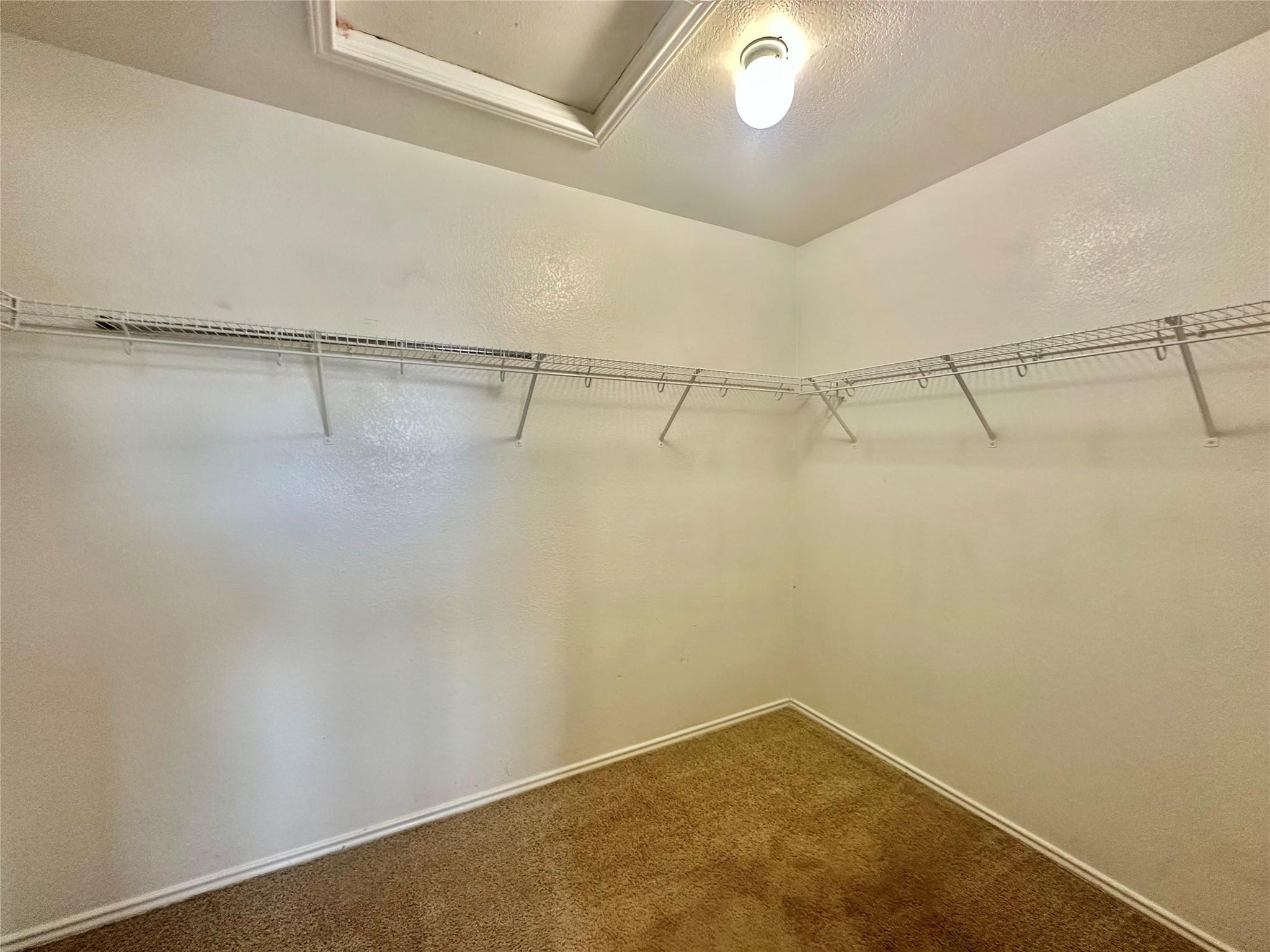 2624 Haselwood Ln, Round Rock, TX 78665