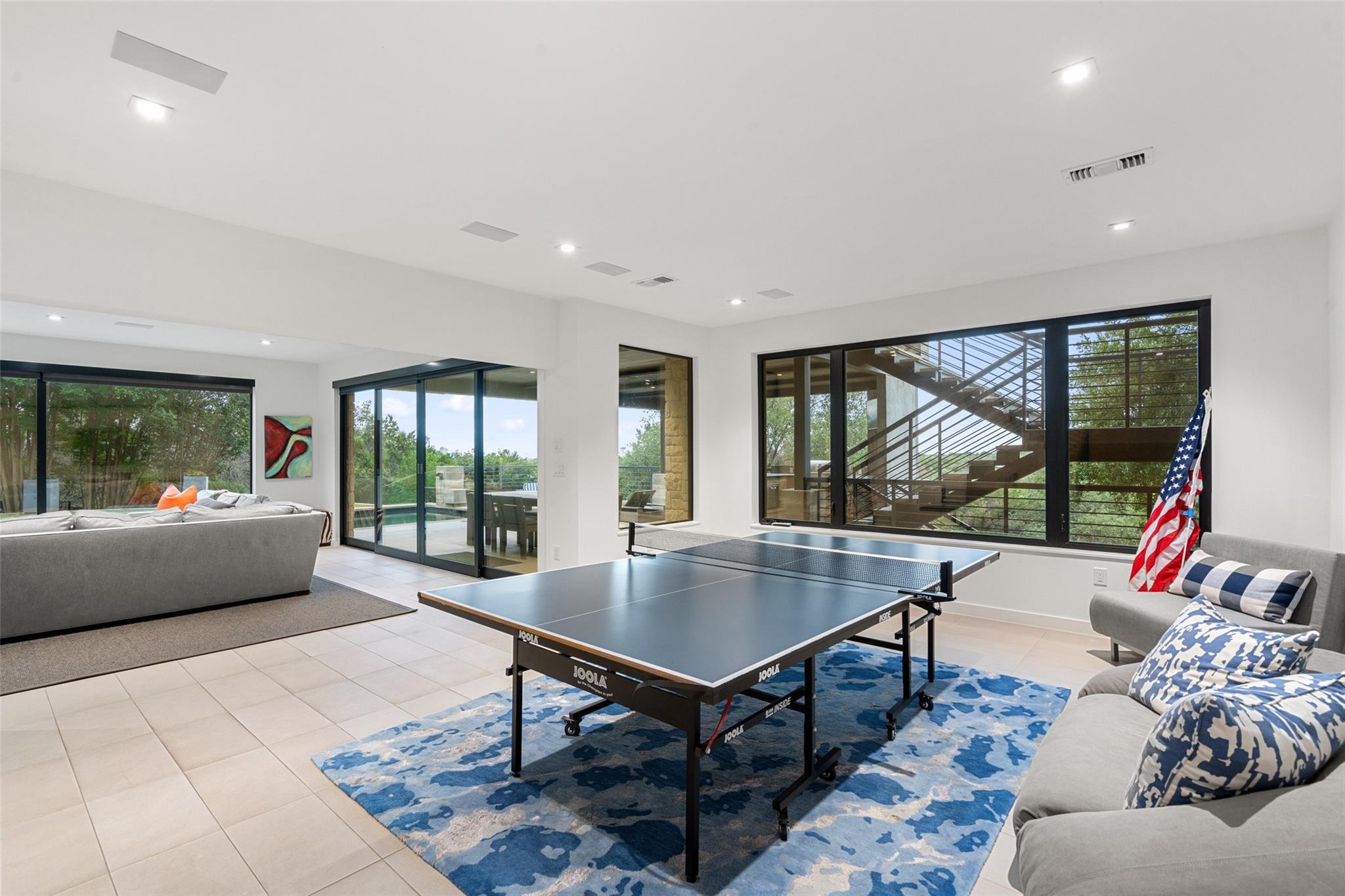 203 Buckeye Trl, West Lake Hills, TX 78746