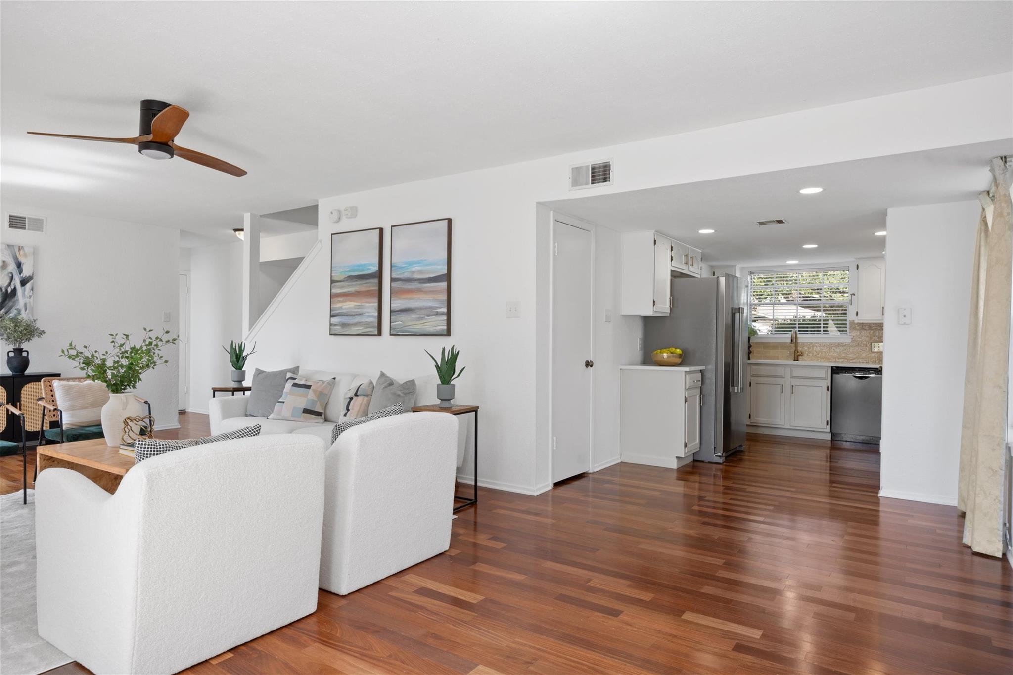 5217 Summerset Trl, Austin, TX 78749