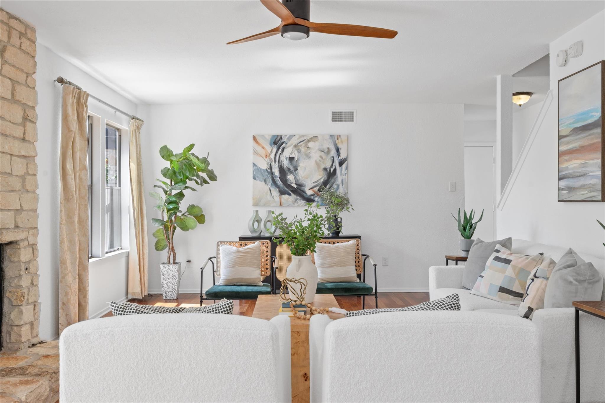 5217 Summerset Trl, Austin, TX 78749