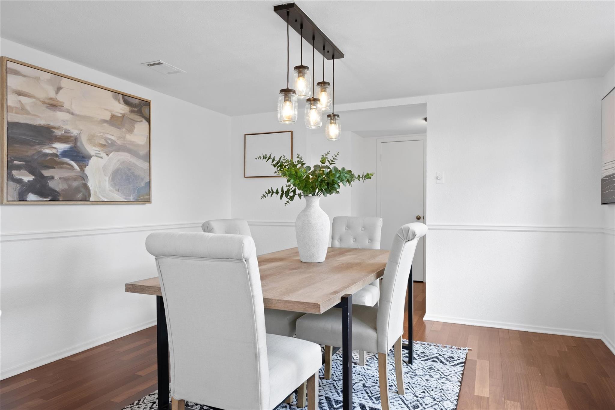 5217 Summerset Trl, Austin, TX 78749