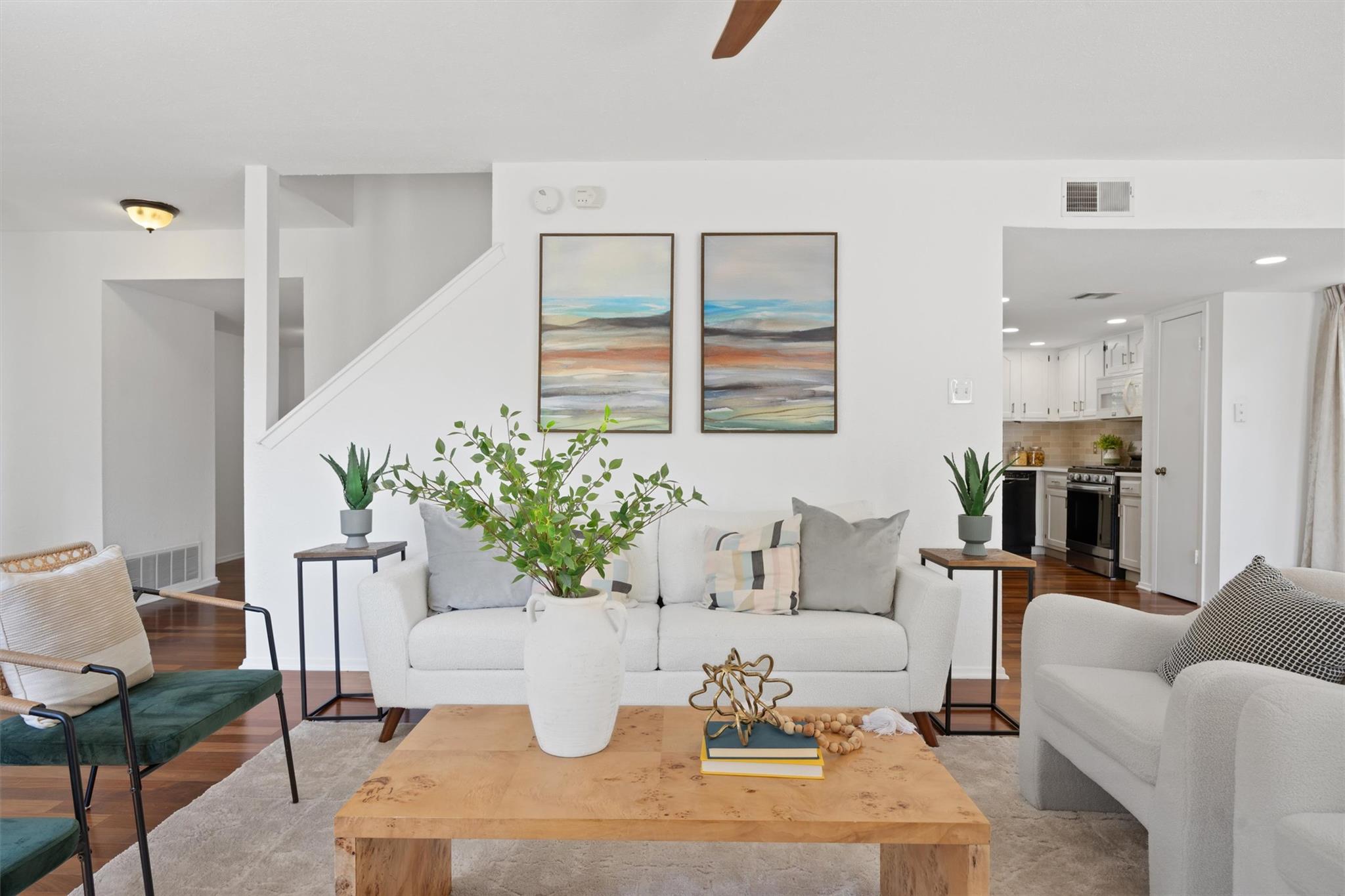 5217 Summerset Trl, Austin, TX 78749