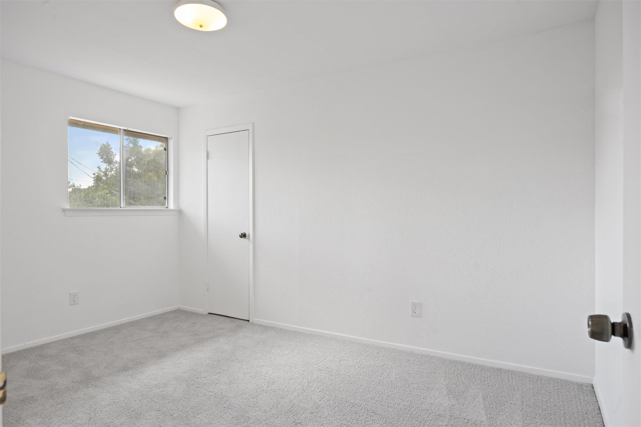 5217 Summerset Trl, Austin, TX 78749