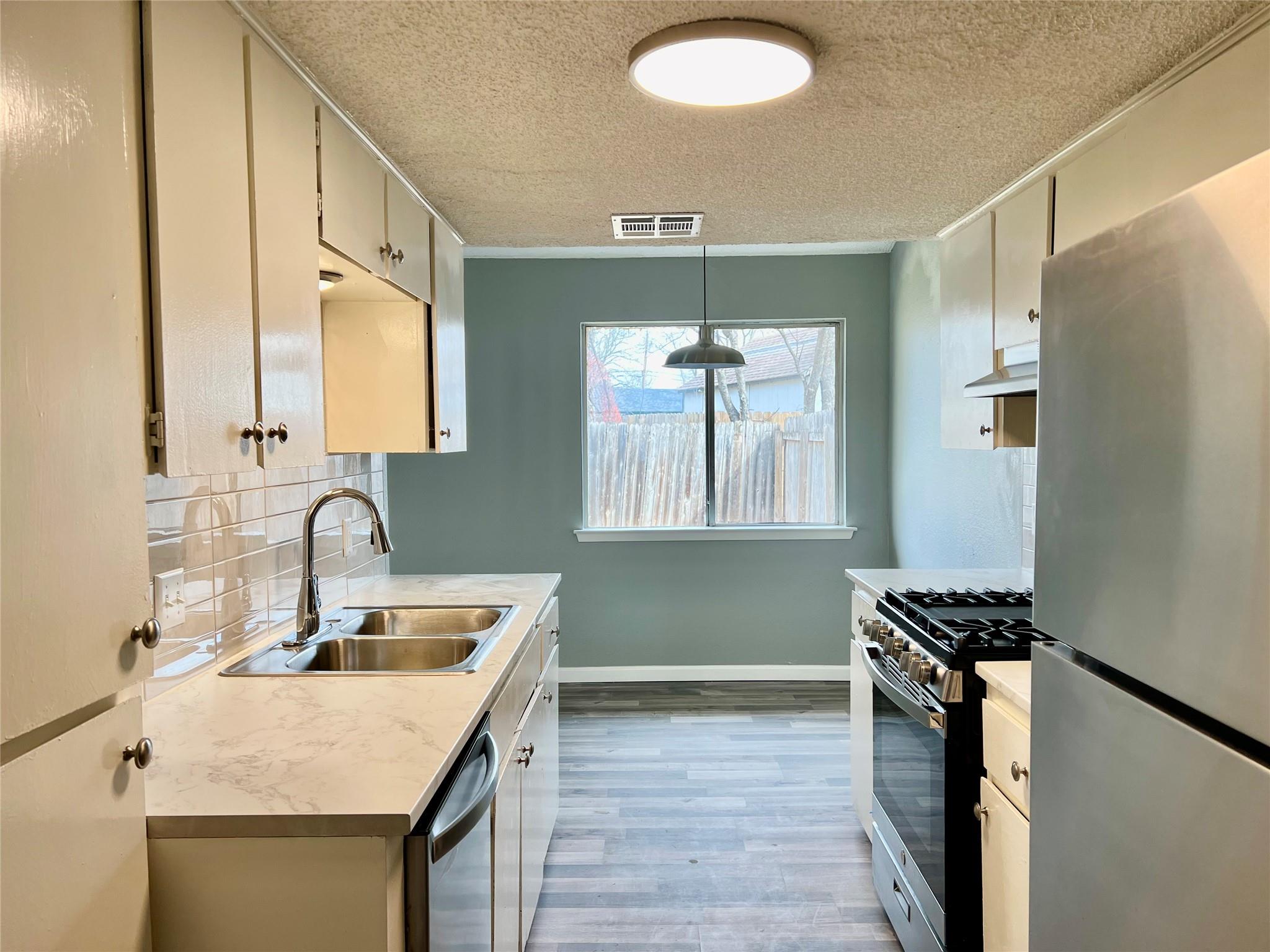 10707 Daryl Cv # B, Austin, TX 78758