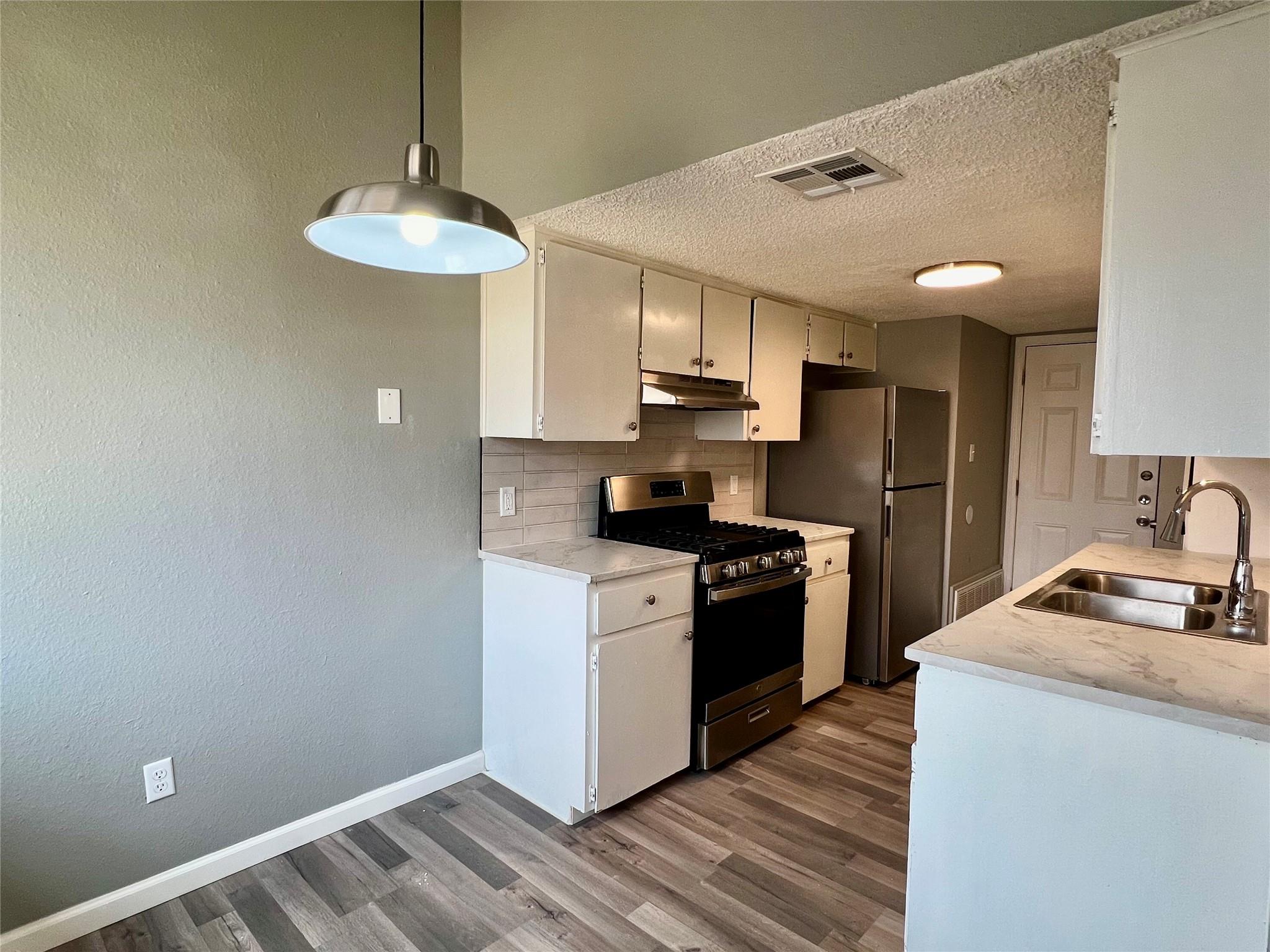 10707 Daryl Cv # B, Austin, TX 78758