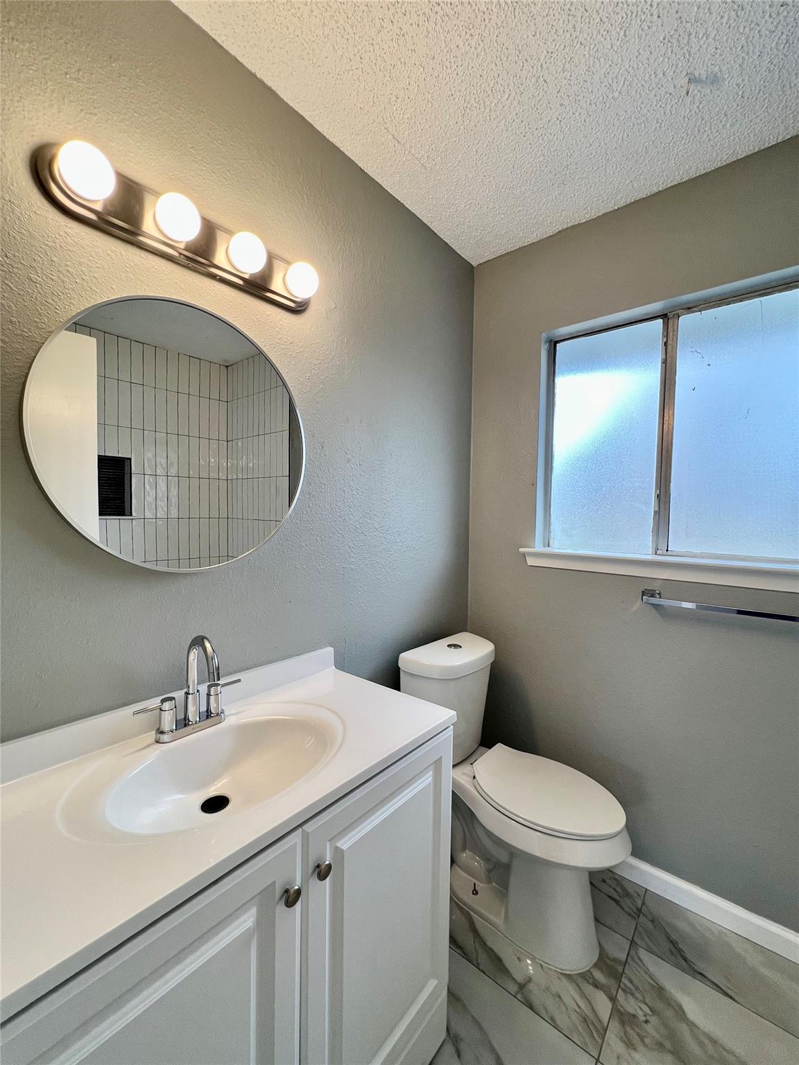 10707 Daryl Cv # B, Austin, TX 78758