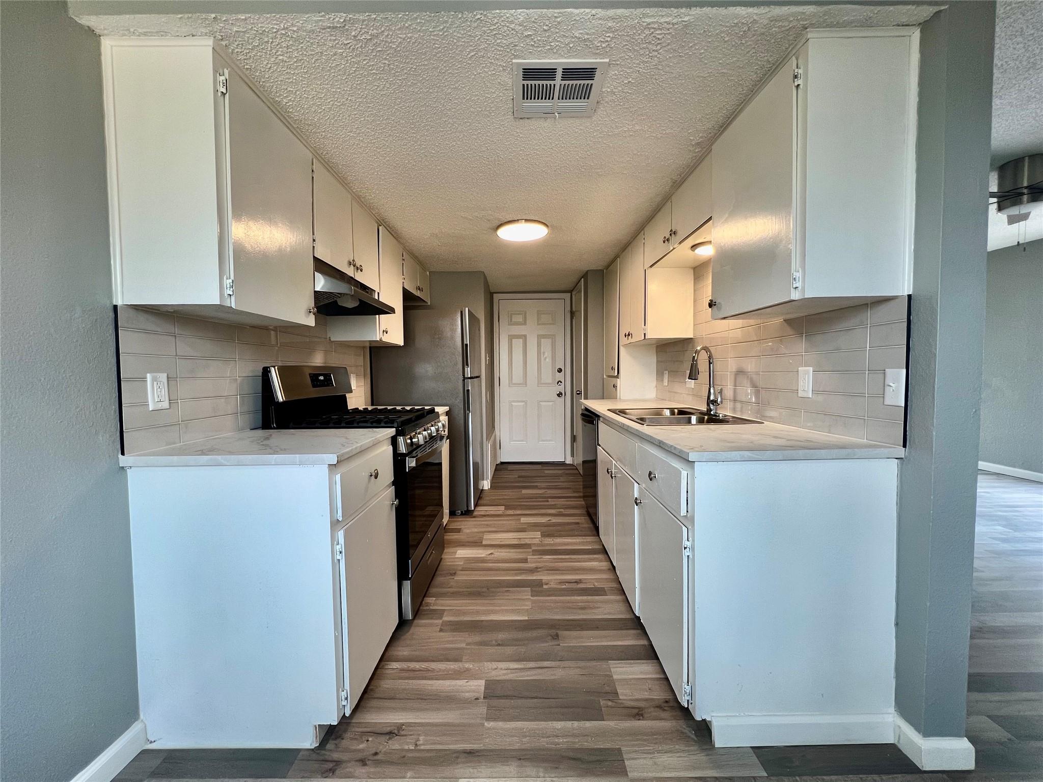 10707 Daryl Cv # B, Austin, TX 78758