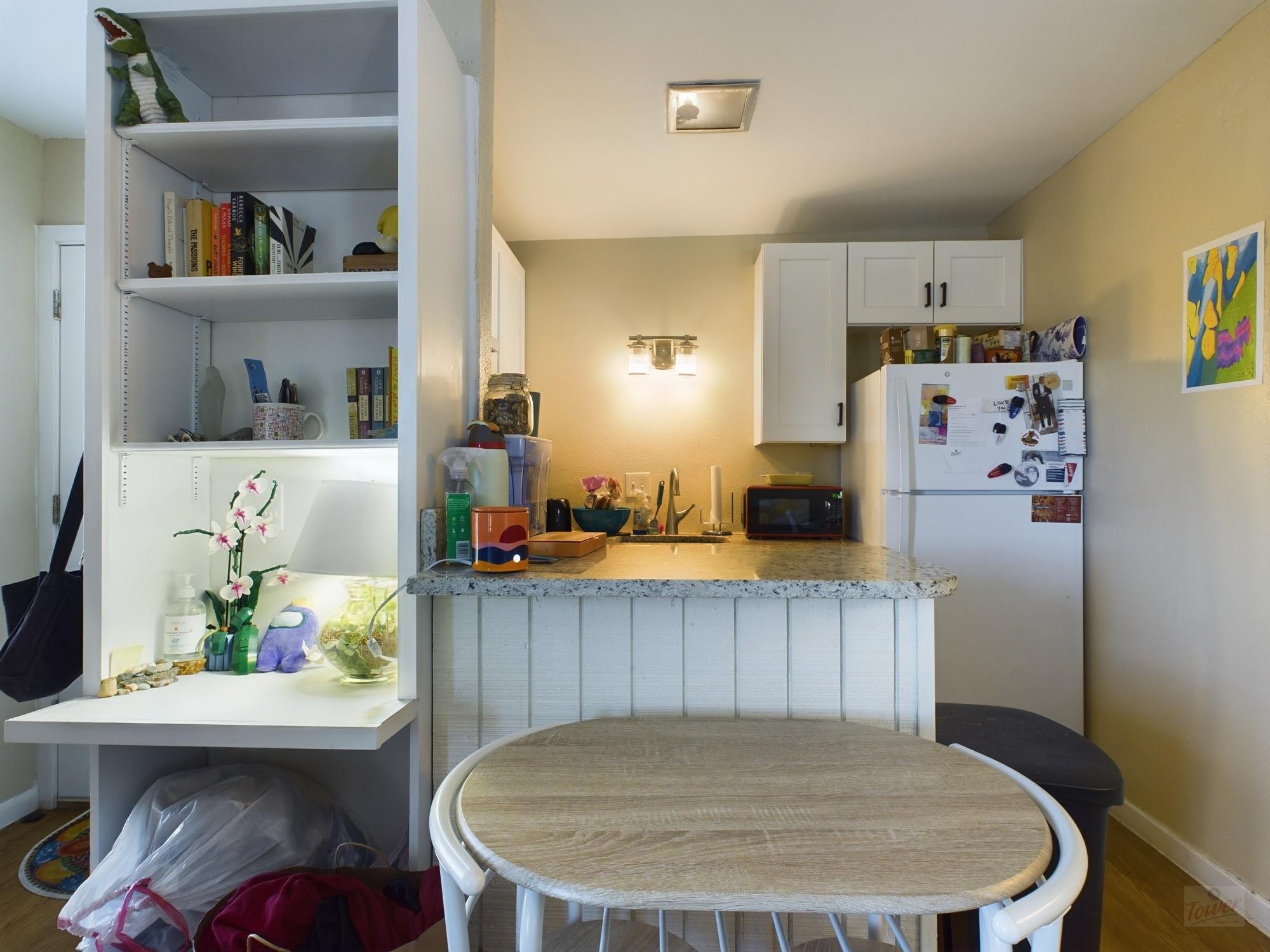 1000 W 26th St # 118, Austin, TX 78705