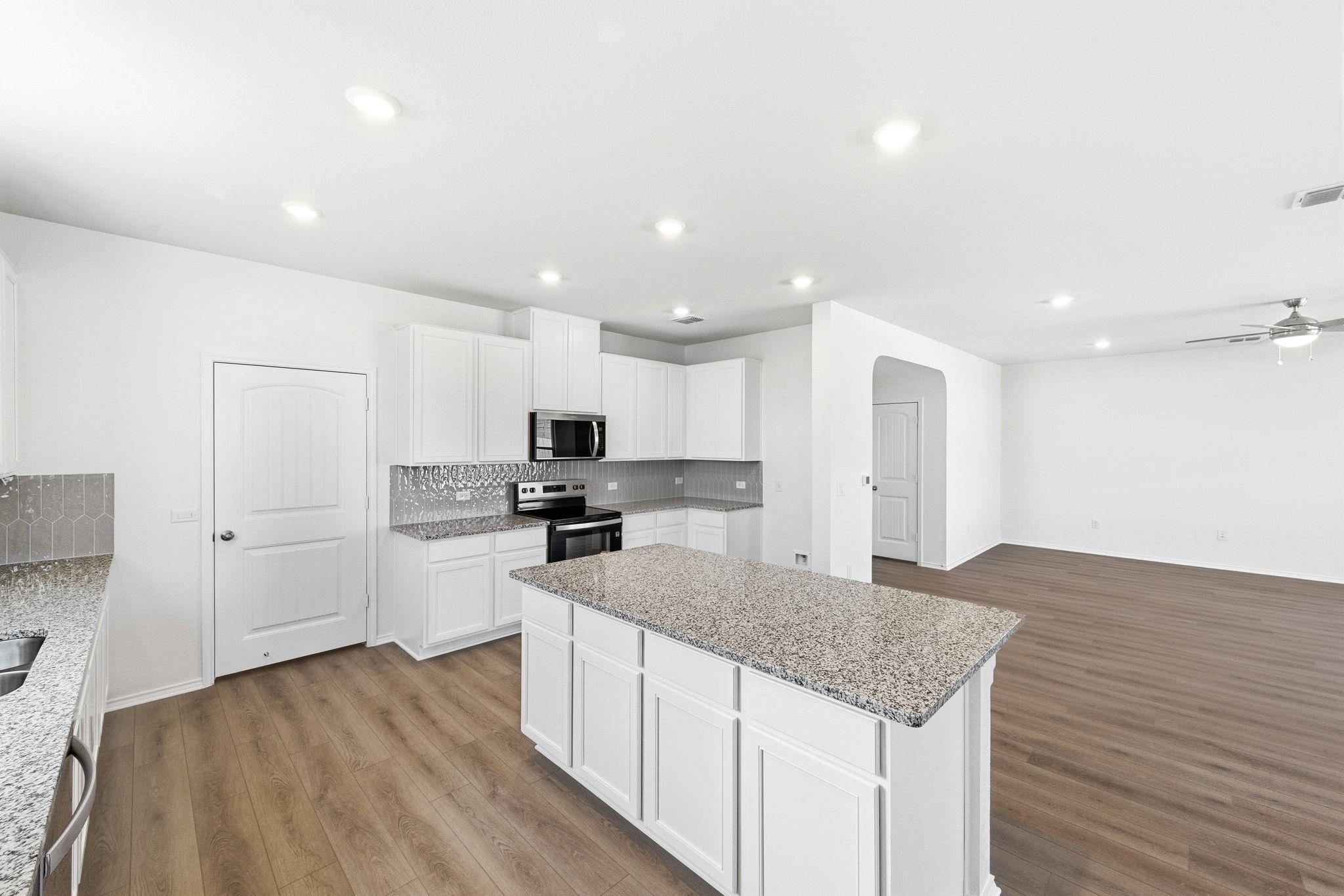 13244 Riversdale Rd, Del Valle, TX 78617