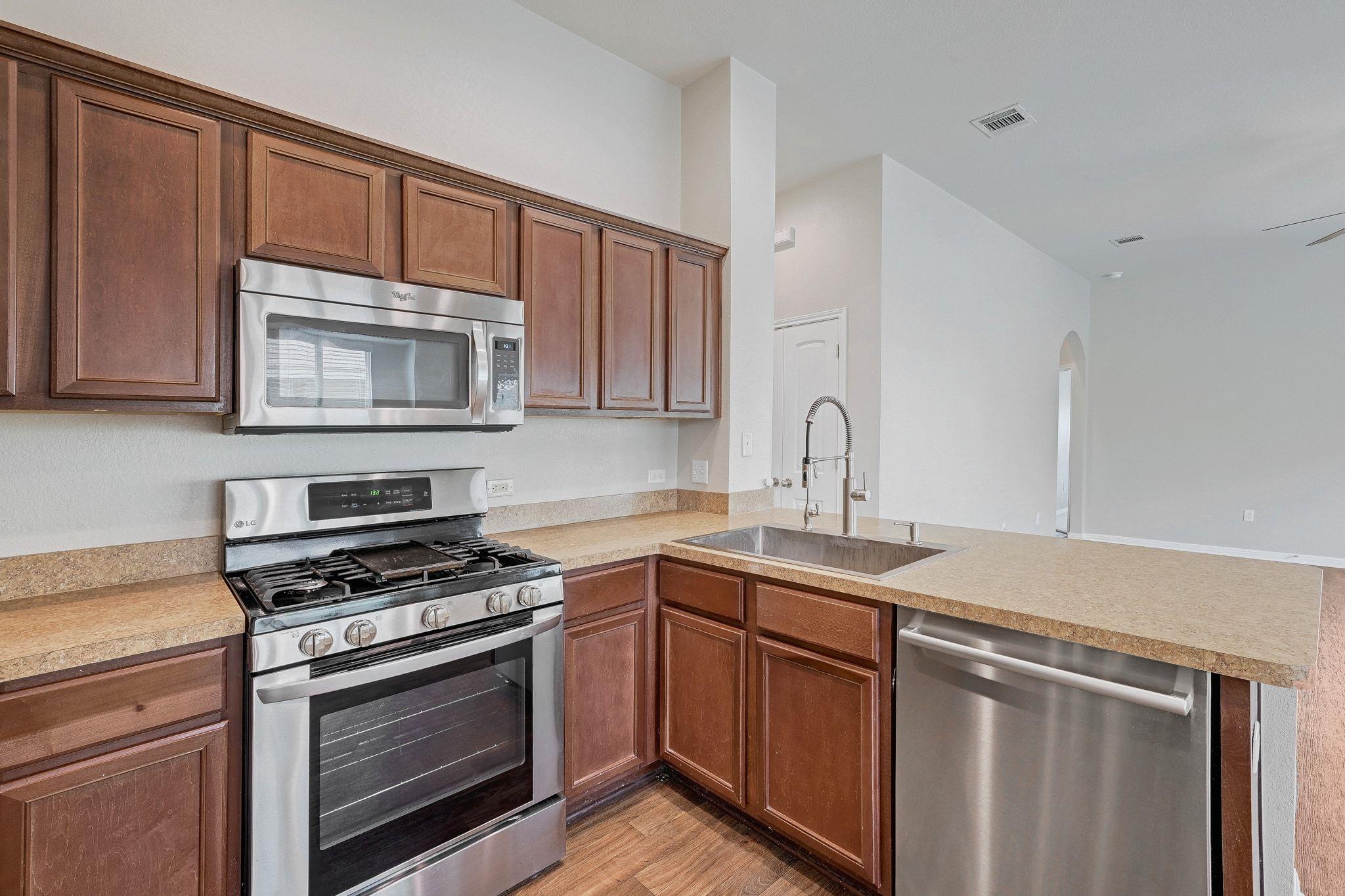 15208 Walcott Dr, Austin, TX 78725