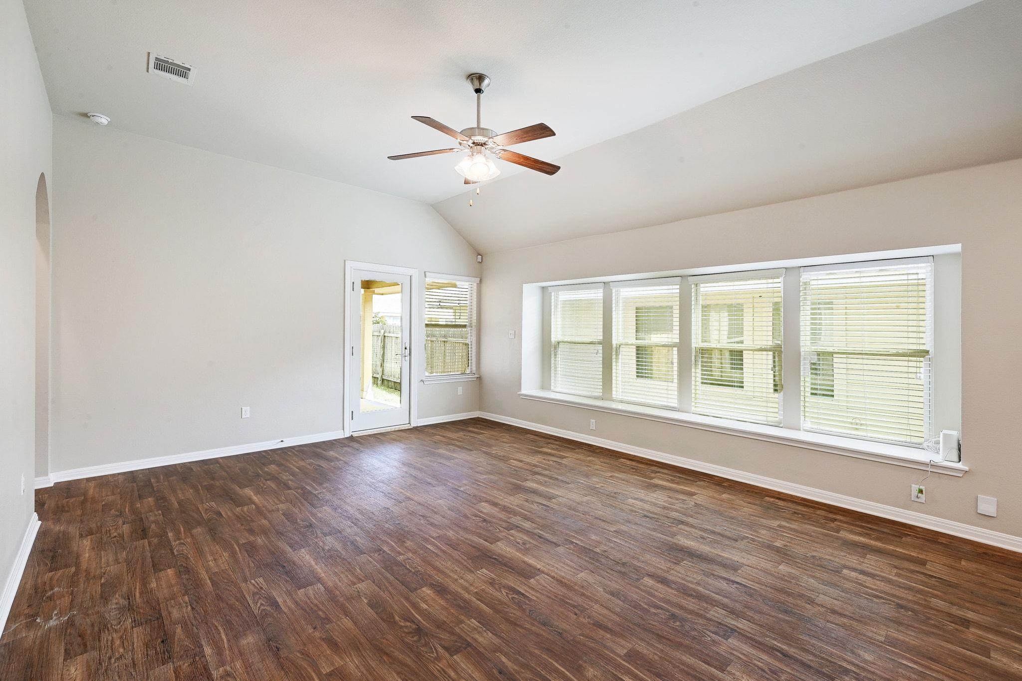 15208 Walcott Dr, Austin, TX 78725